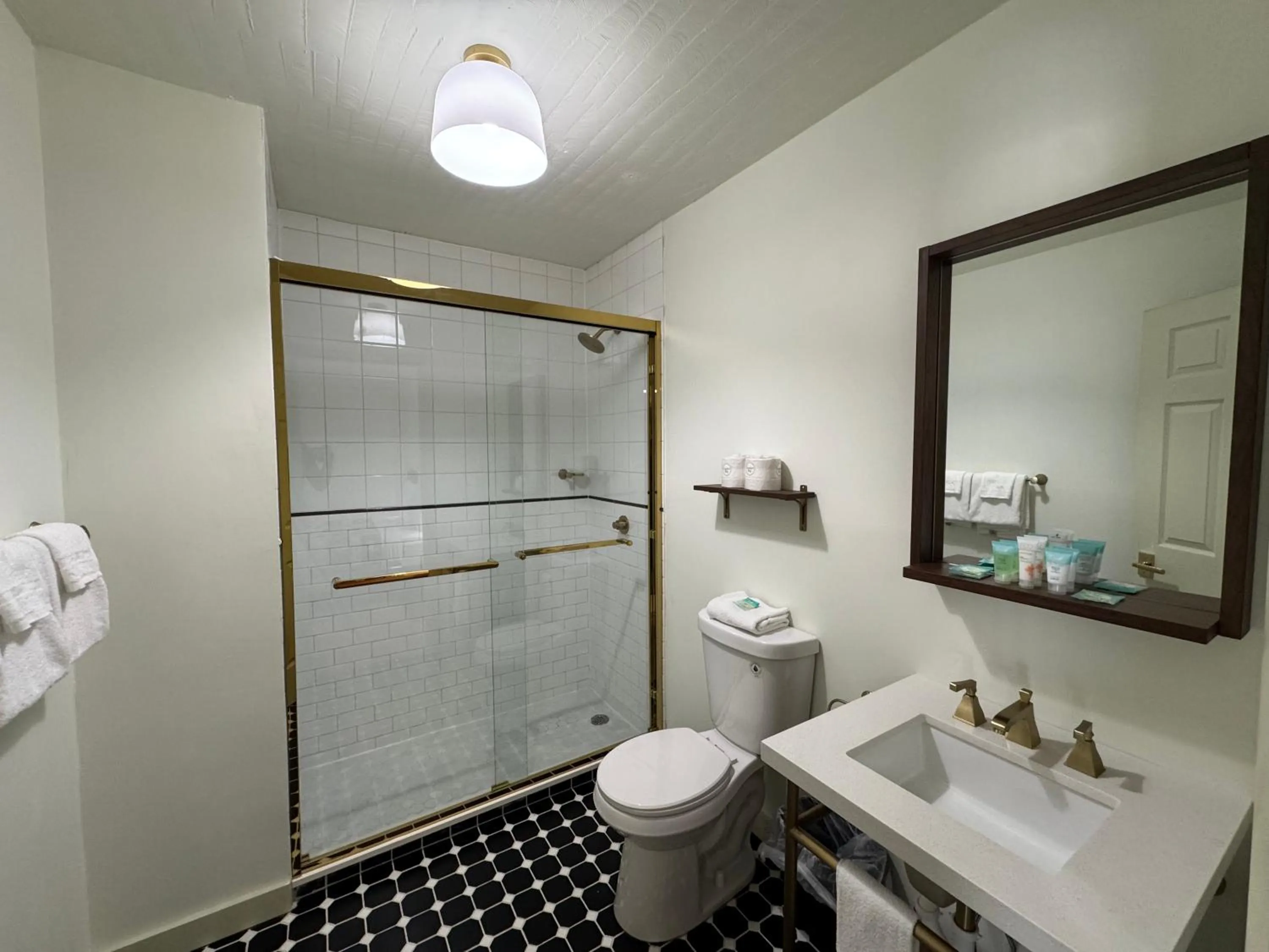 Shower in Ski Mountain Lodge