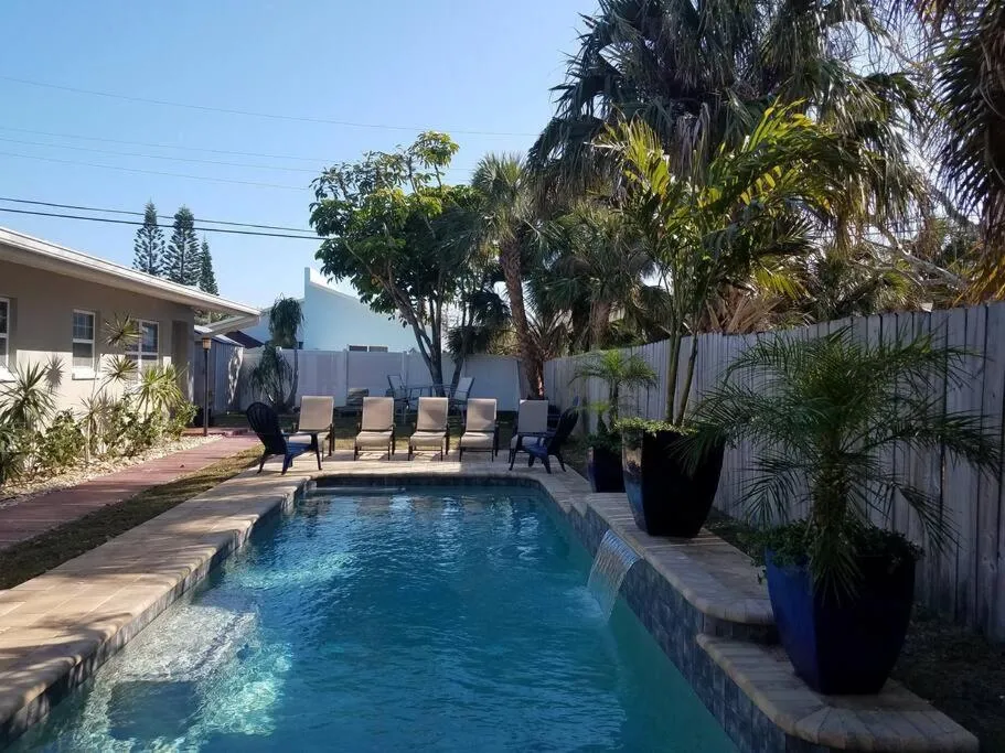 Swimming pool in Bahamian Cottage - Heated Pool Walk to the Beach