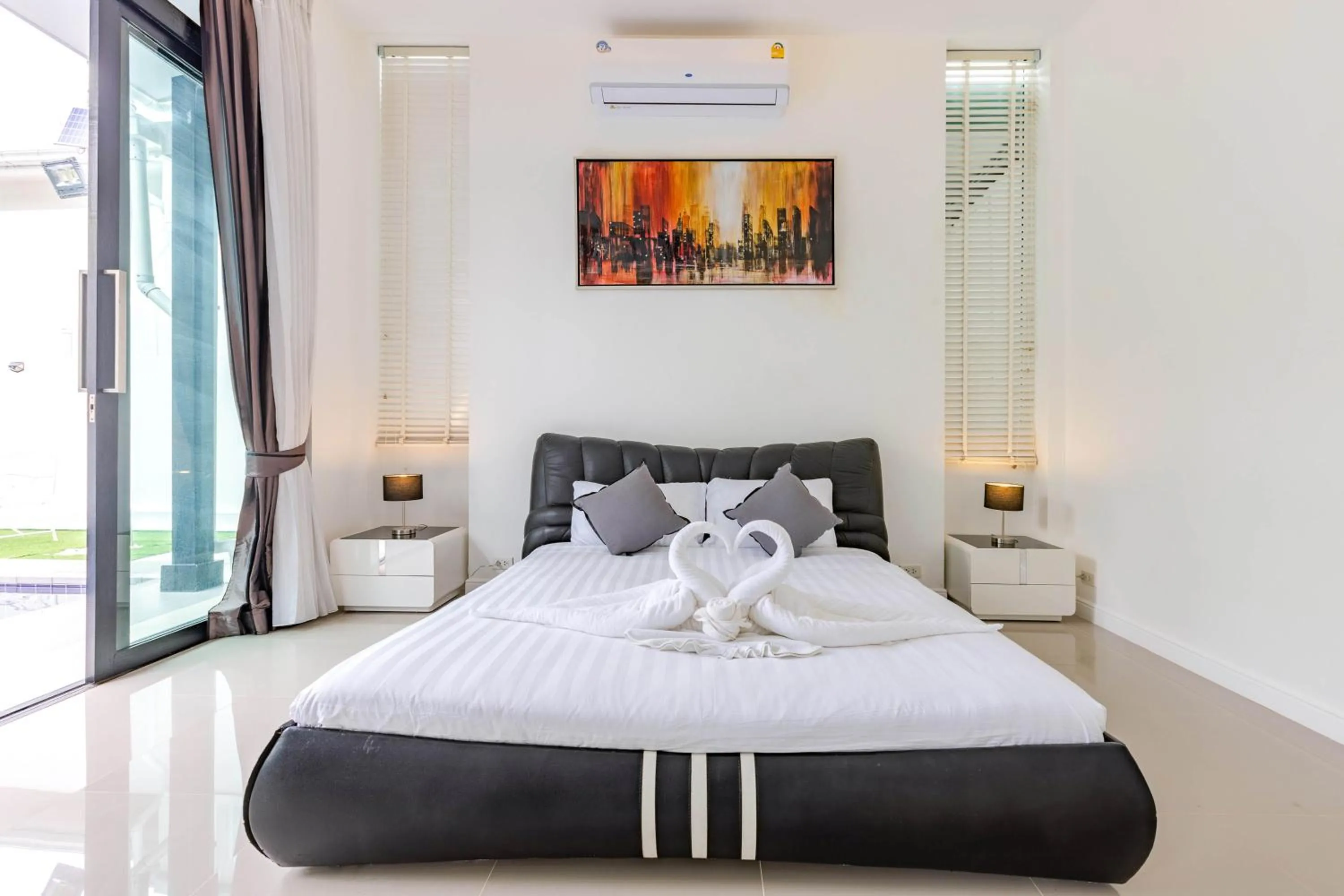 Bed in 3 Bedroom Pool Villa BL2