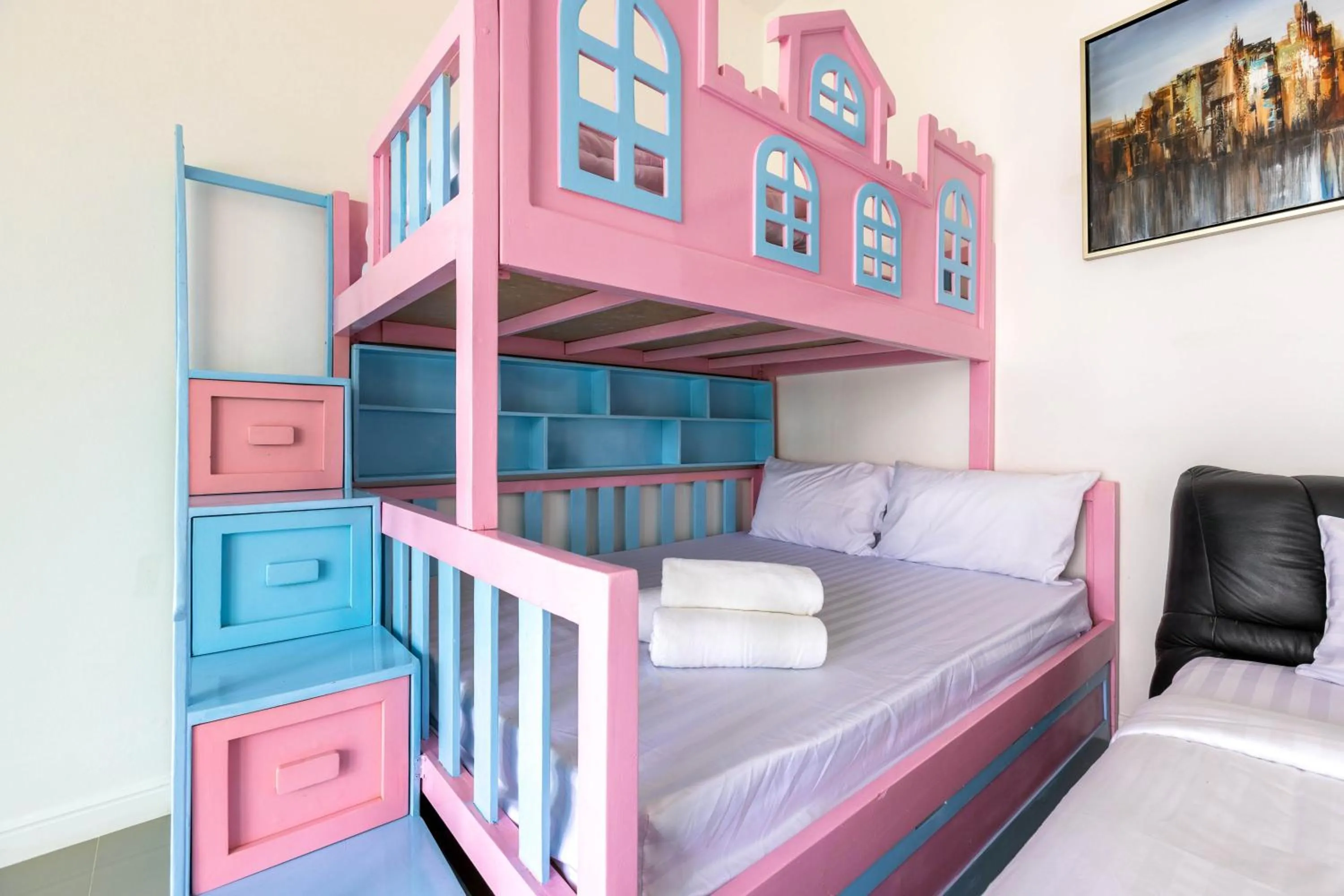 Bed in 3 Bedroom Pool Villa BL2