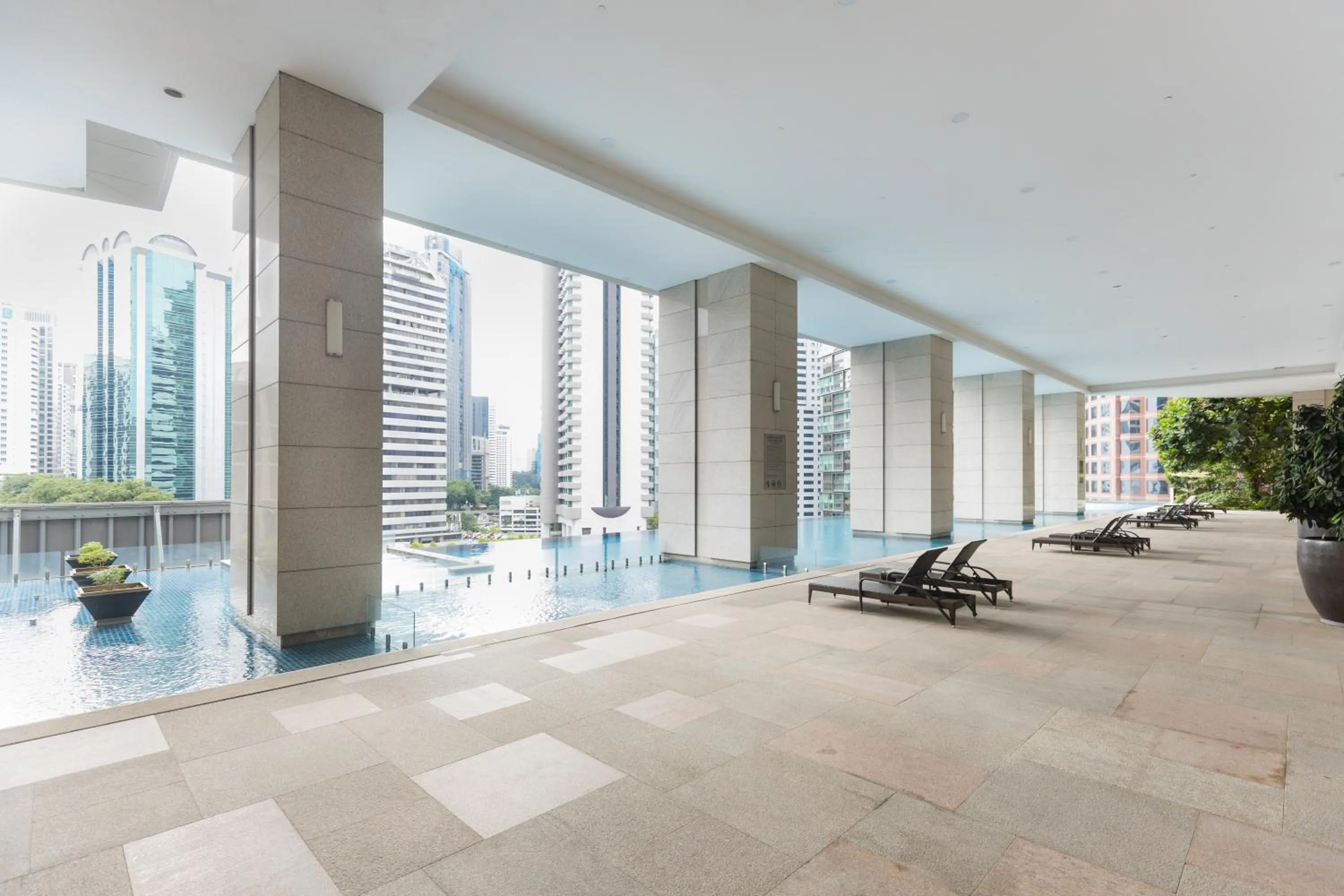Swimming pool in Banyan Signatures Pavilion Kuala Lumpur