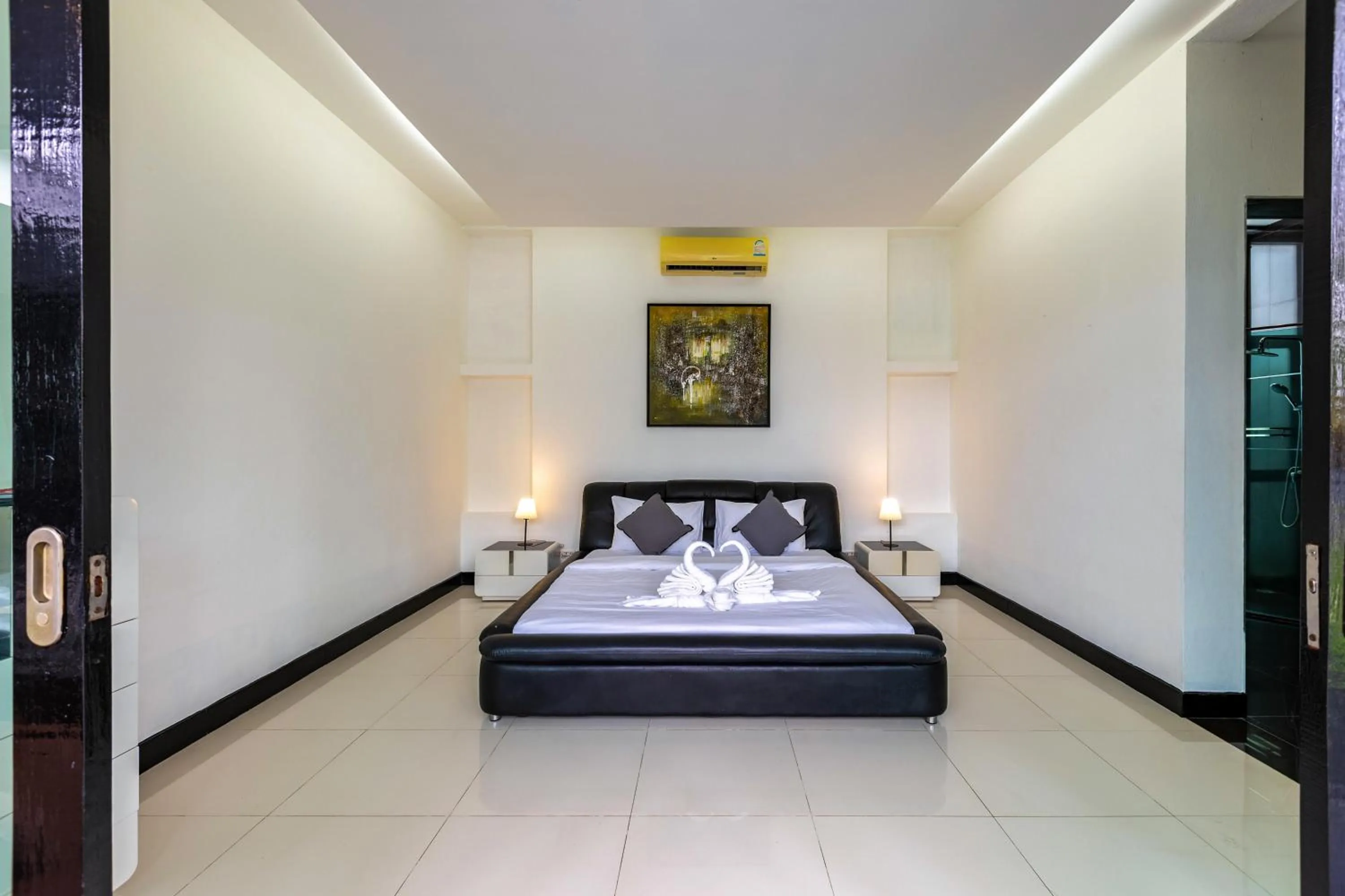 Bed in 4 Bedroom Modern Pool Villa BL10