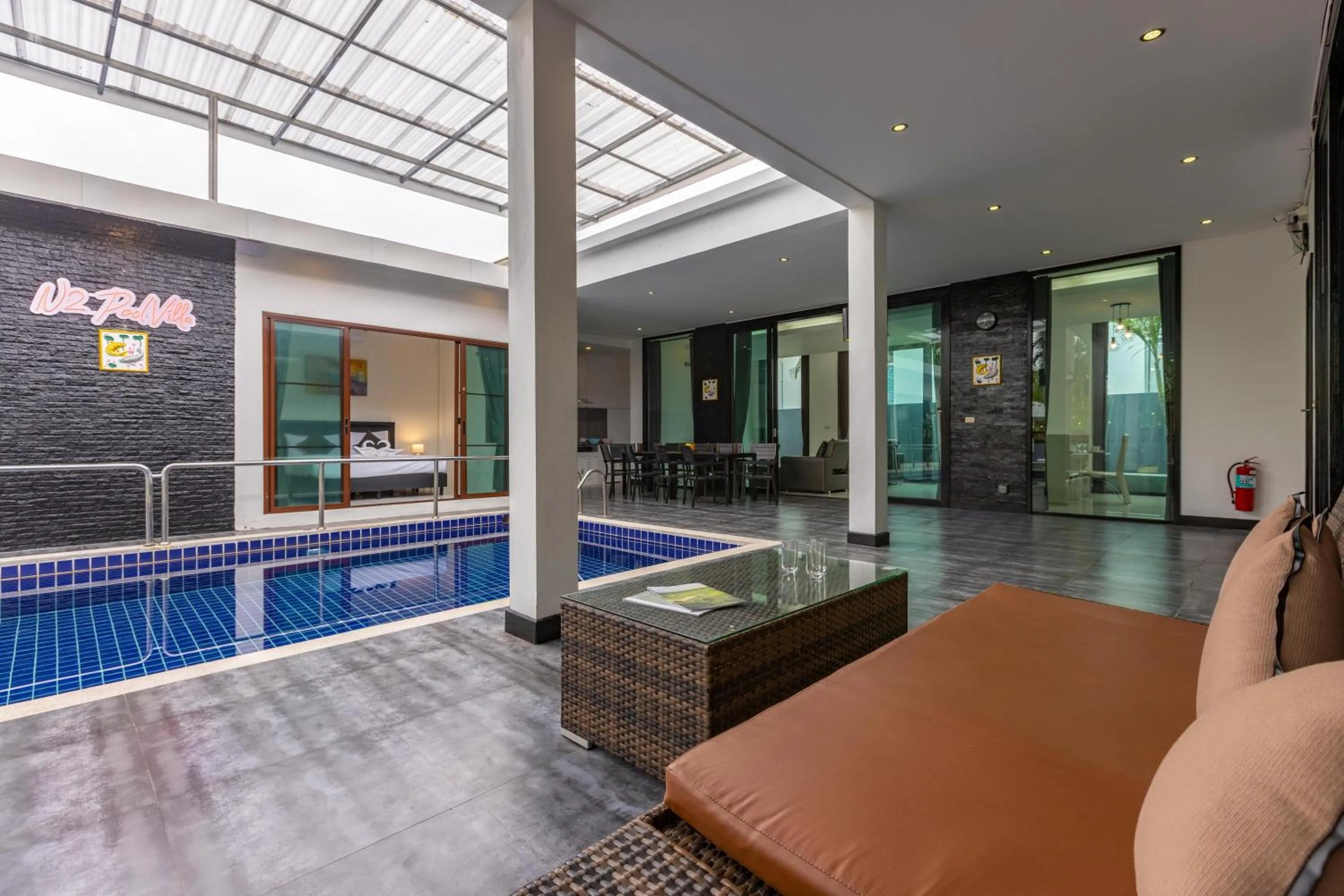4 Bedroom Modern Pool Villa BL10