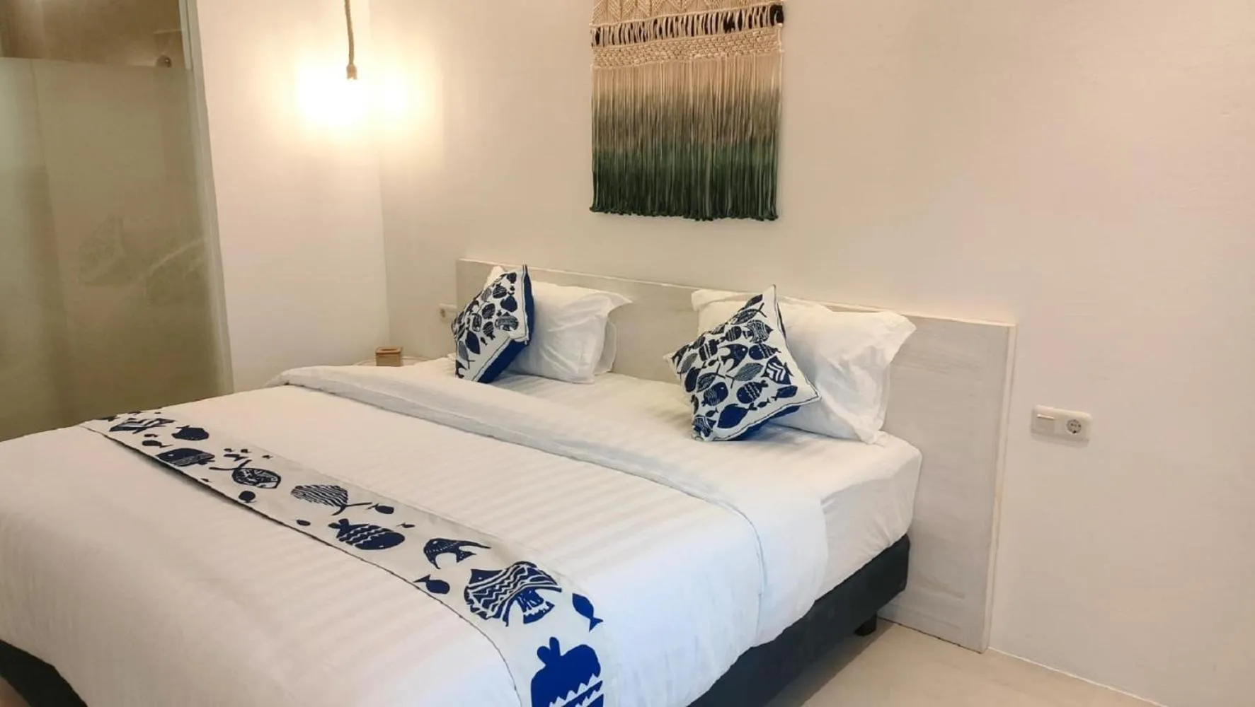 Bed in Little Mykonos