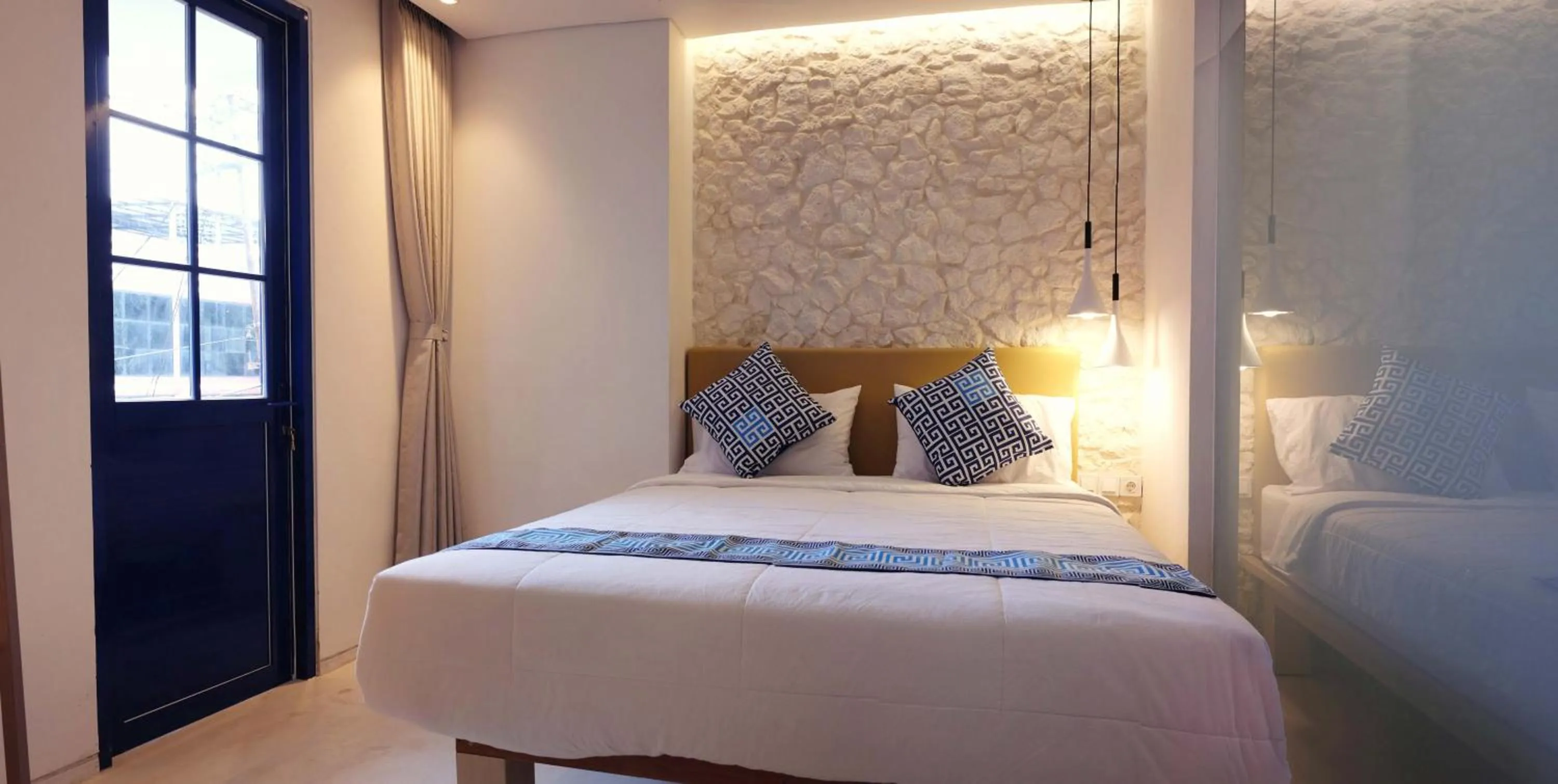 Bed in Little Mykonos