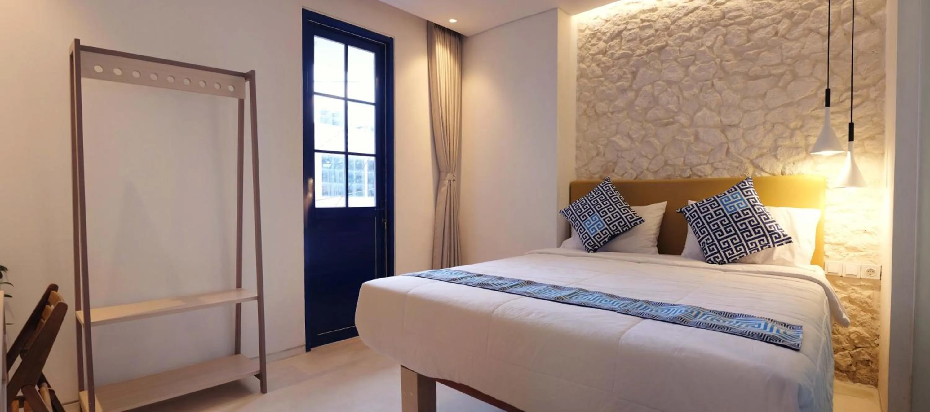 Bed in Little Mykonos