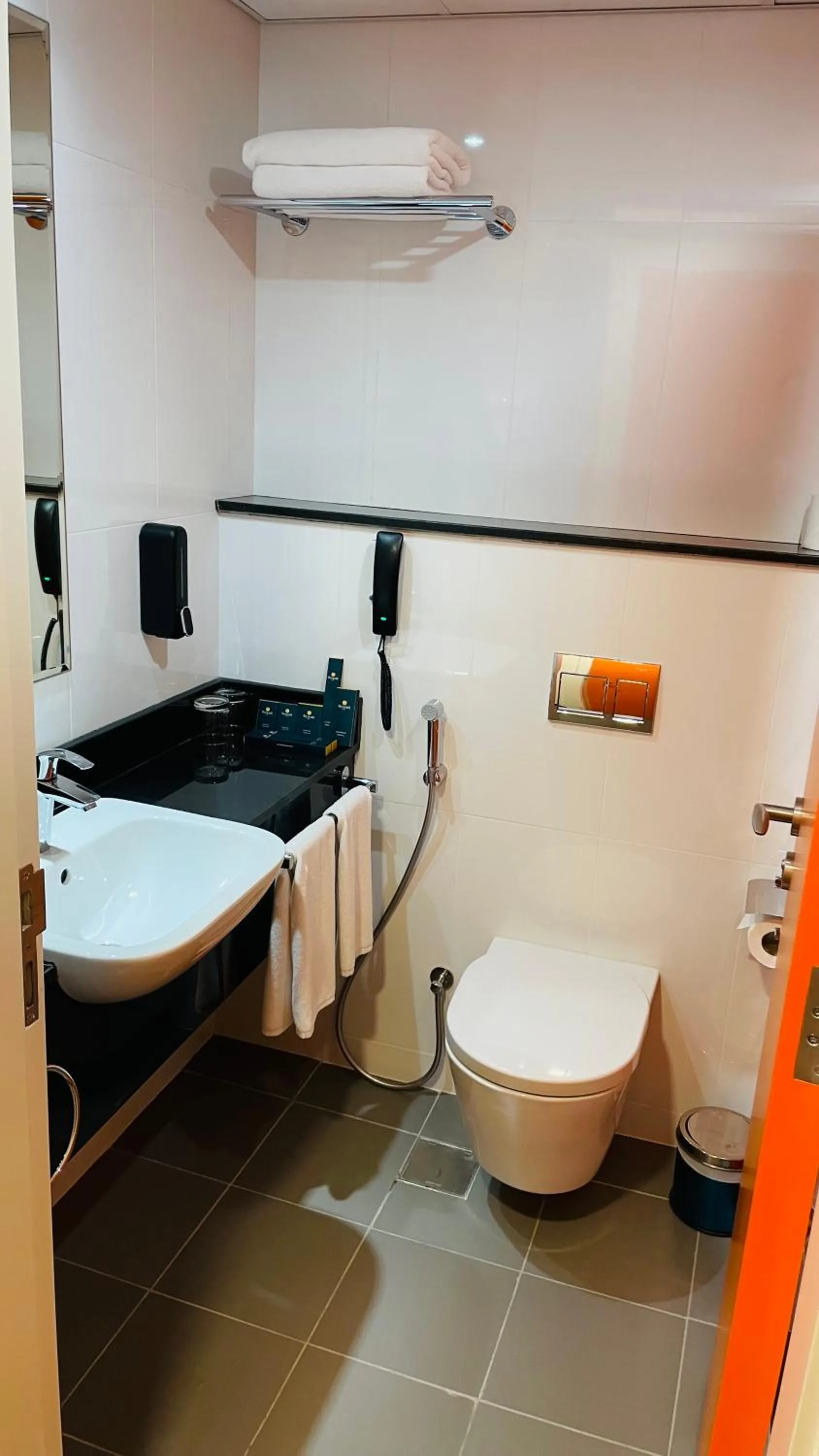 Bathroom in Wescott Hotel