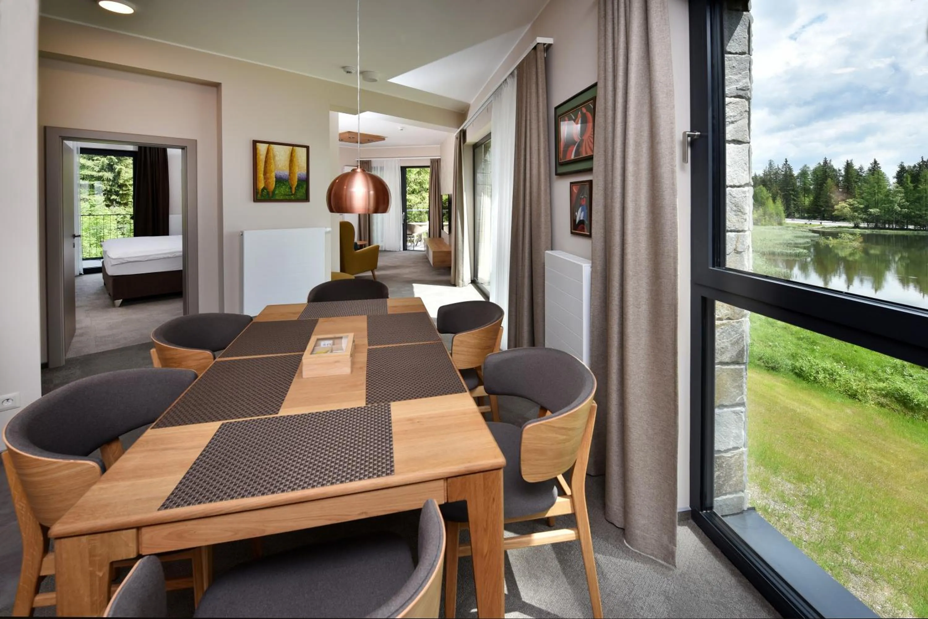 Dining area in APLEND Lake Resort