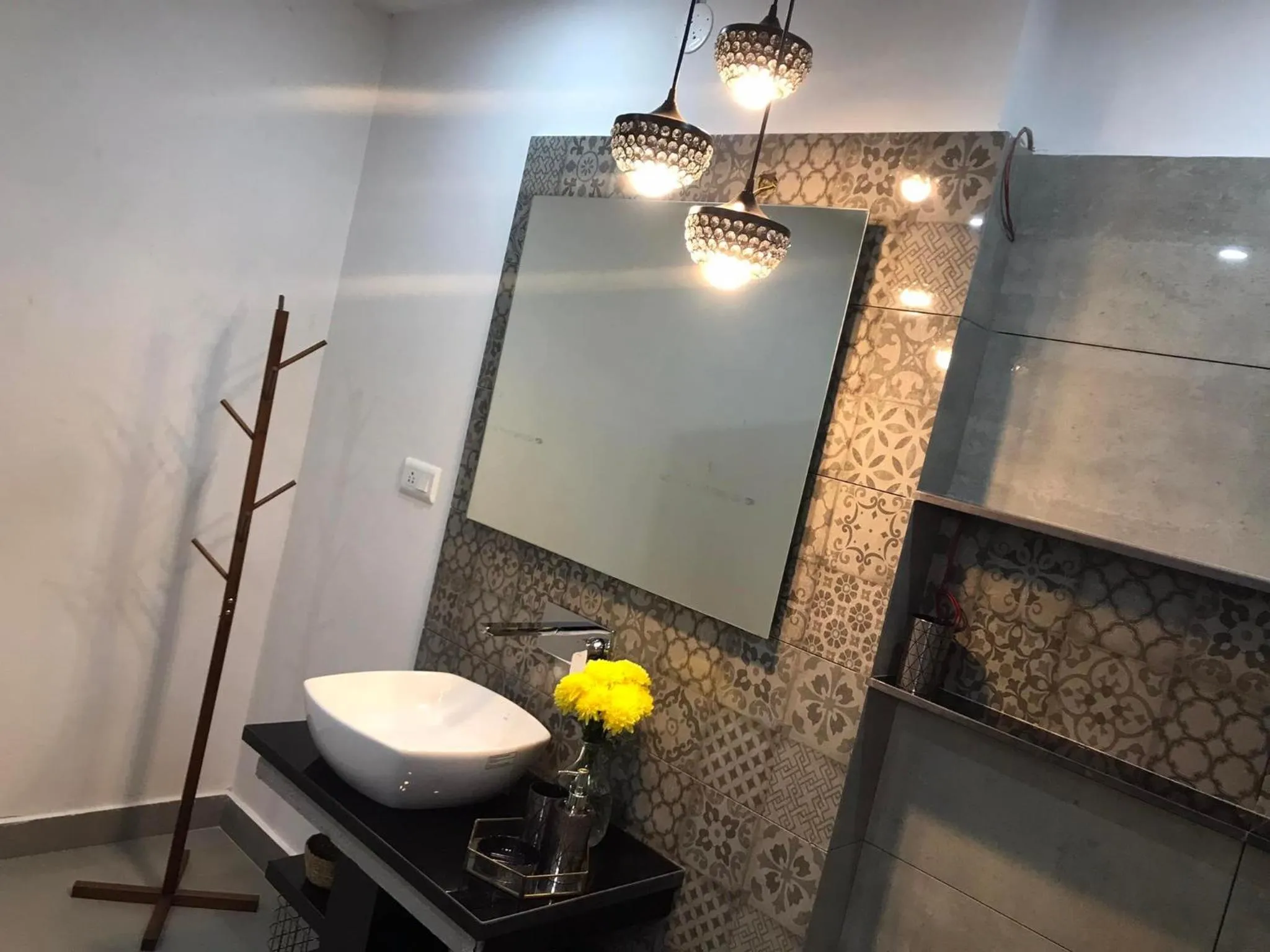 Bathroom in Mariya Condo hotel