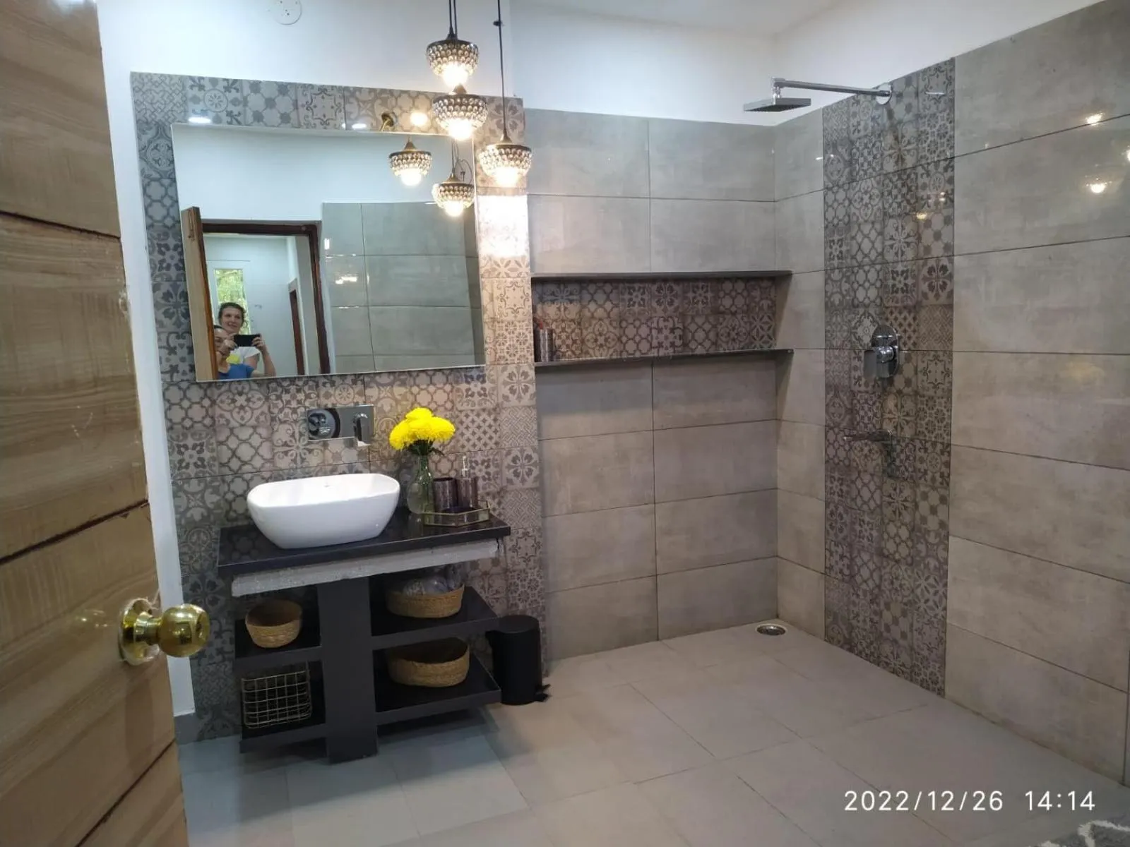 Bathroom in Mariya Condo hotel