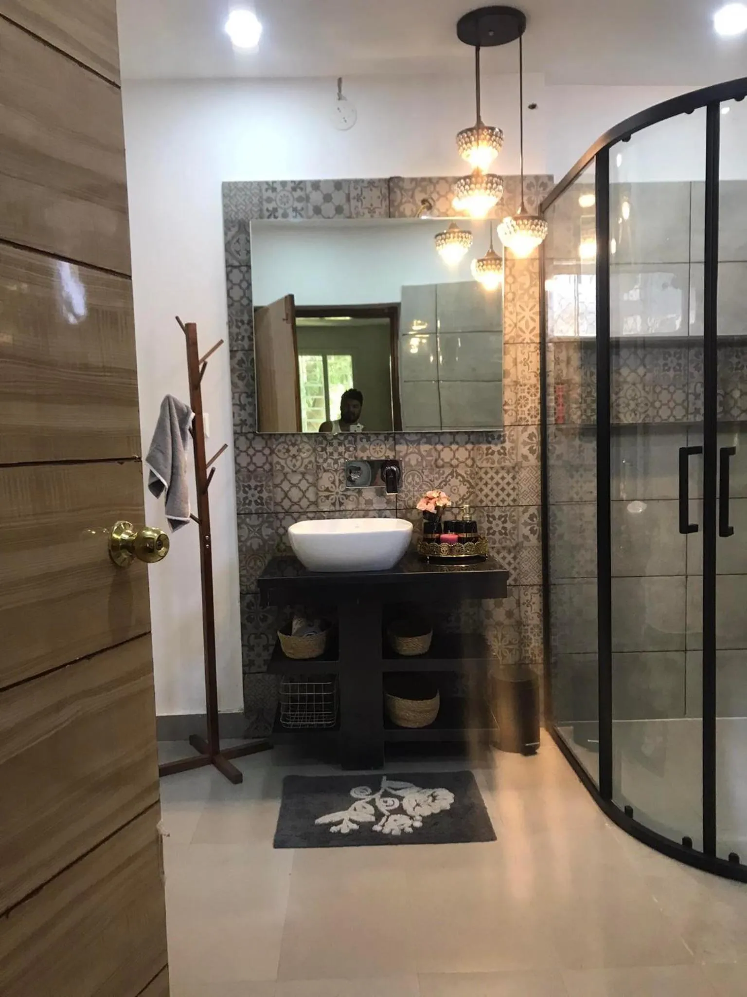 Bathroom in Mariya Condo hotel