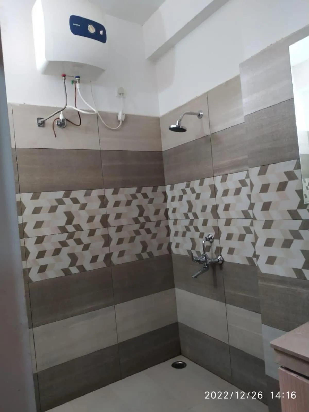 Bathroom in Mariya Condo hotel