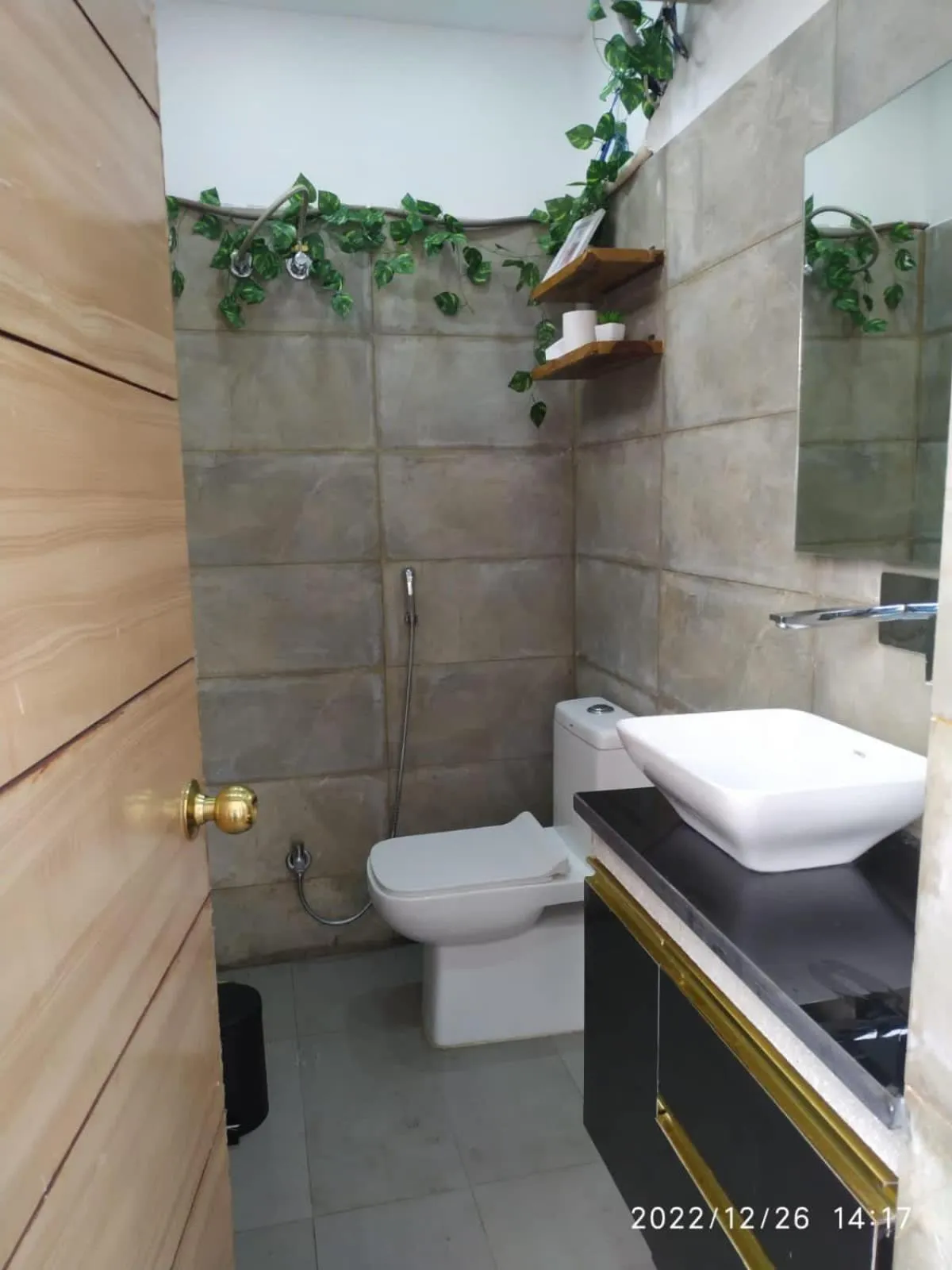 Bathroom in Mariya Condo hotel