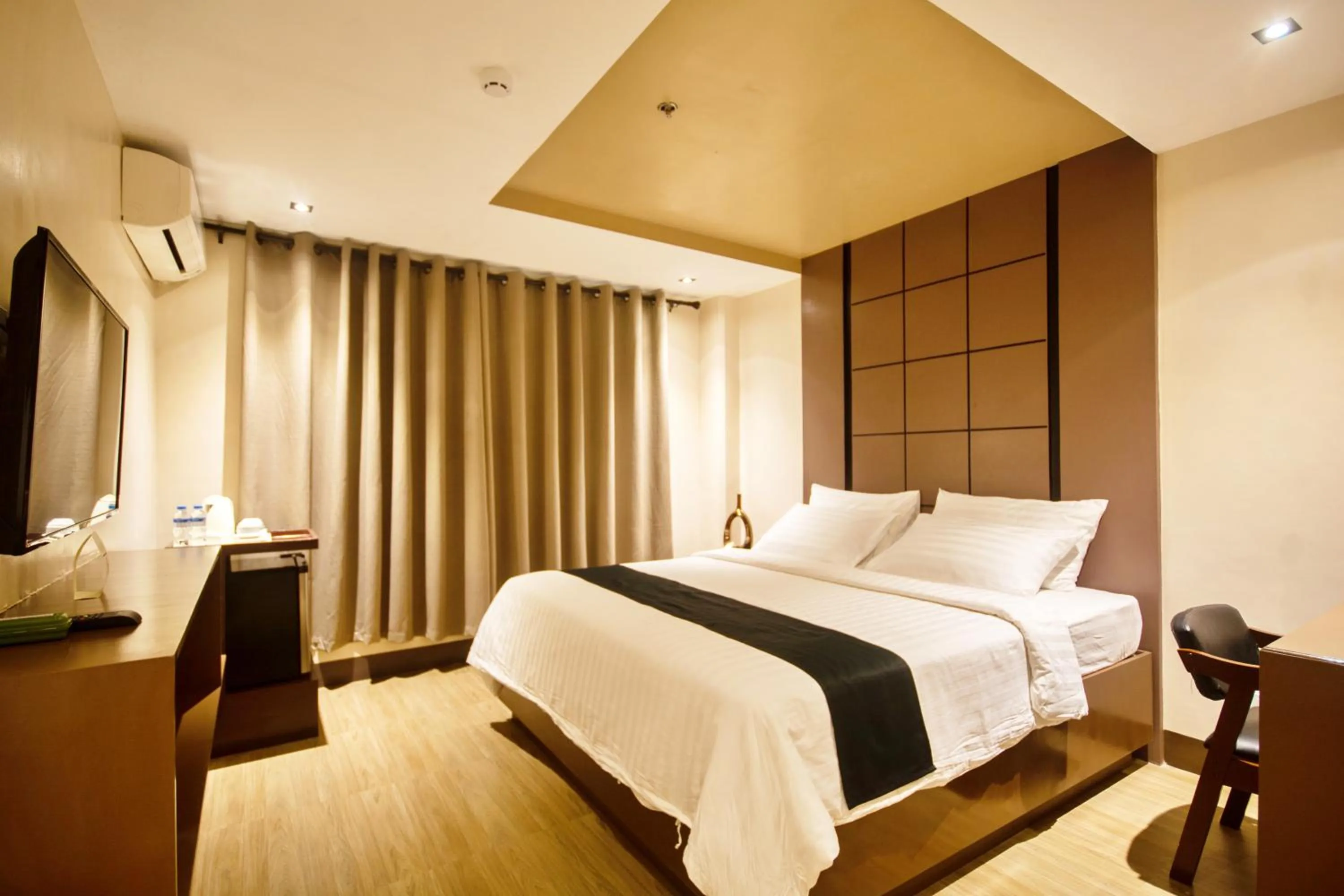 Photo of the whole room, Bed in ECL Resort Hotel Boracay