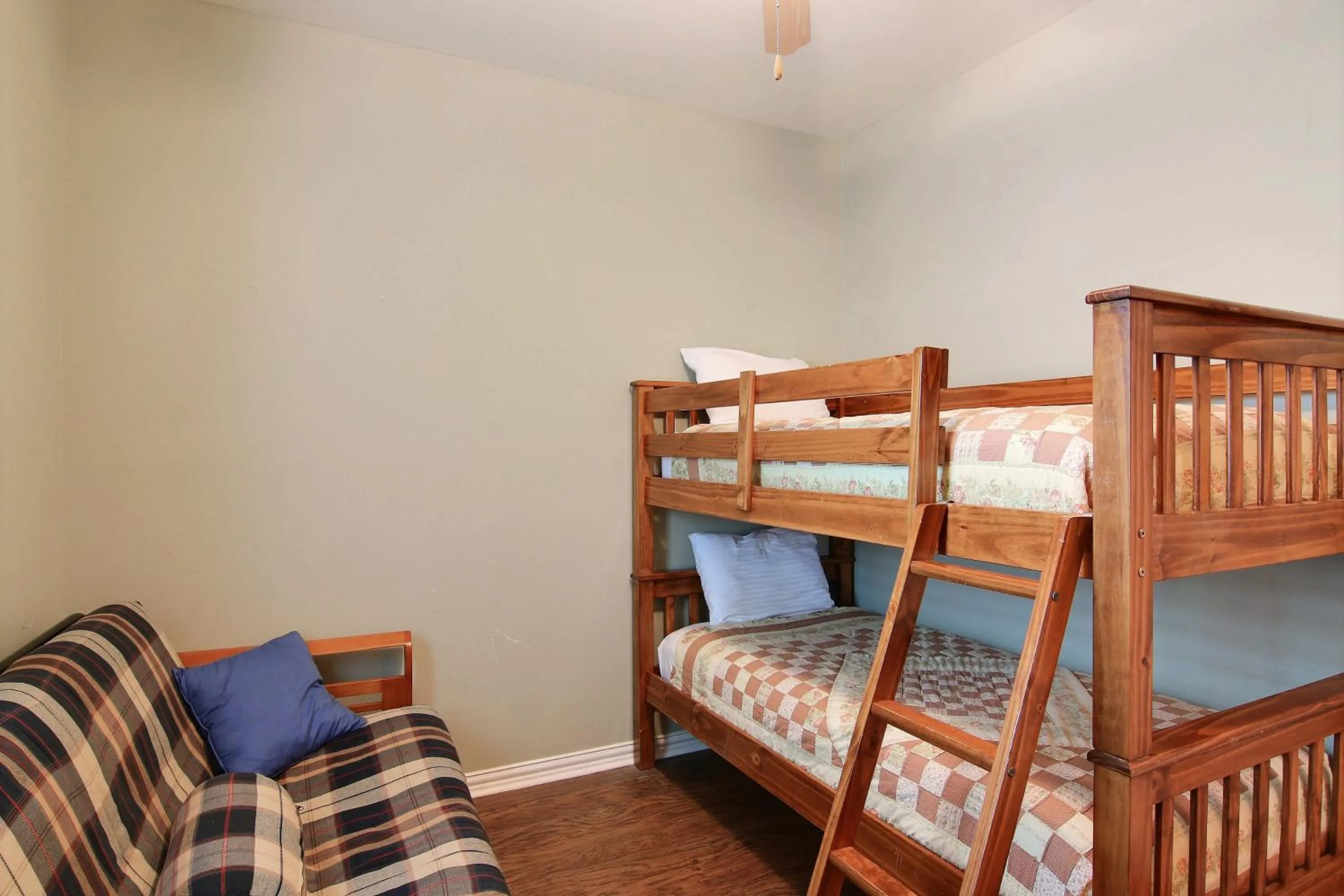 Bed in Coconut Charlies