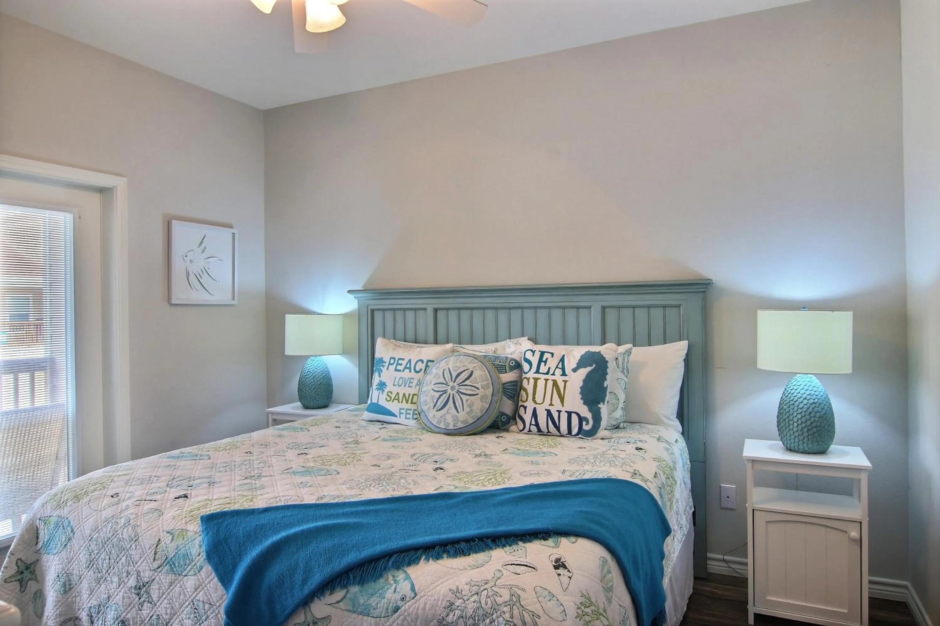 Property building, Bed in Port A Good Time