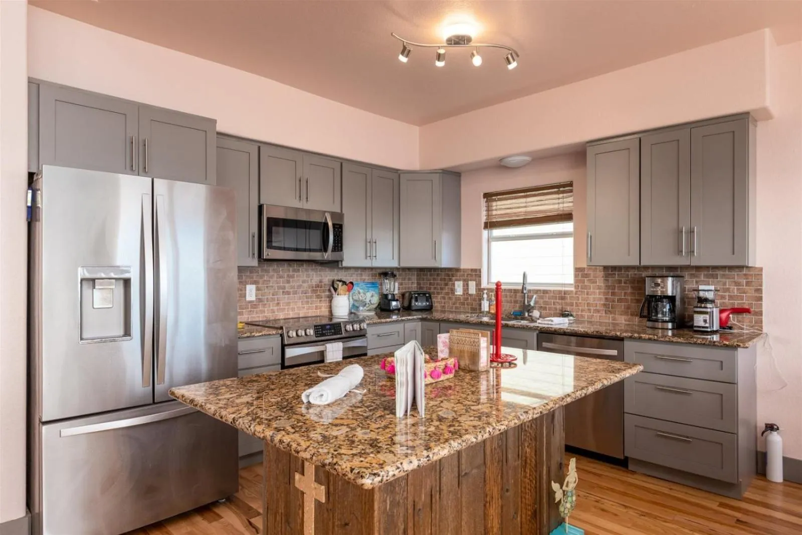 Property building in Casa - Copano