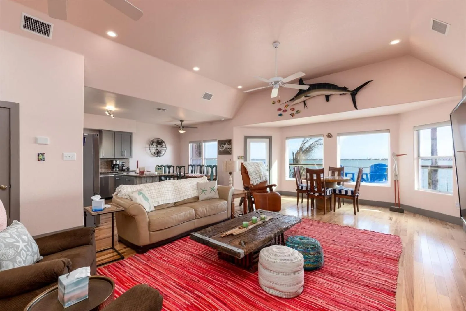 Property building in Casa - Copano