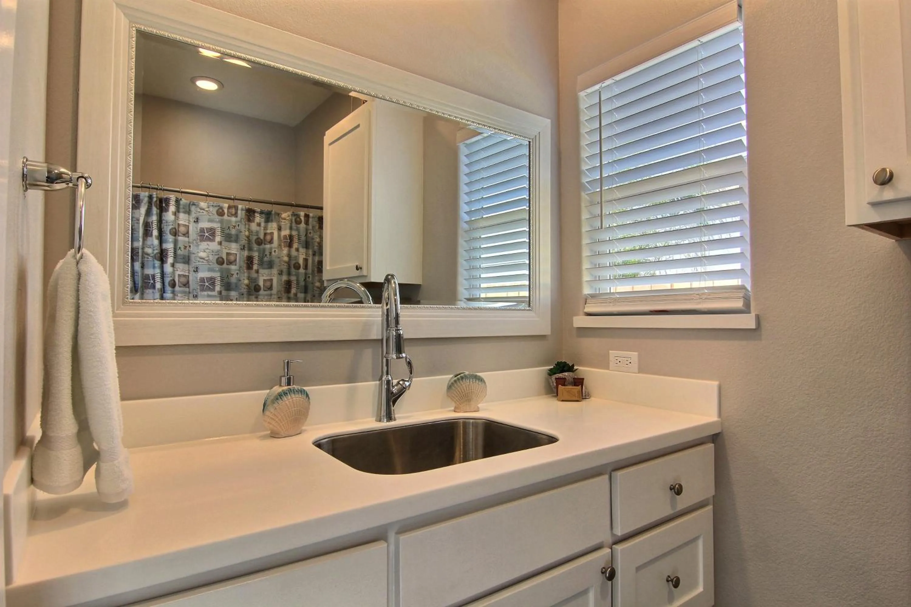 Property building in Fanta Sea Get Away