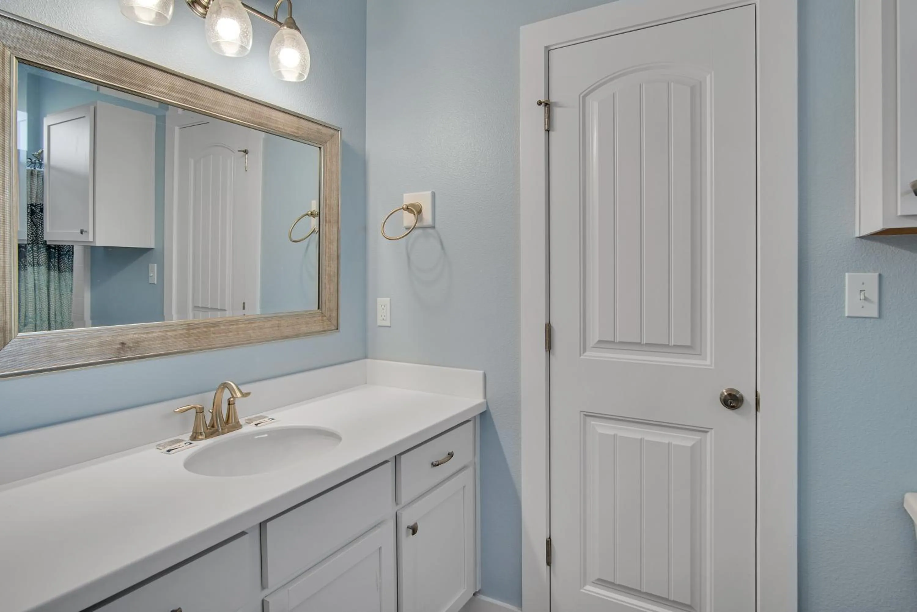 Property building in Fin And Tonic