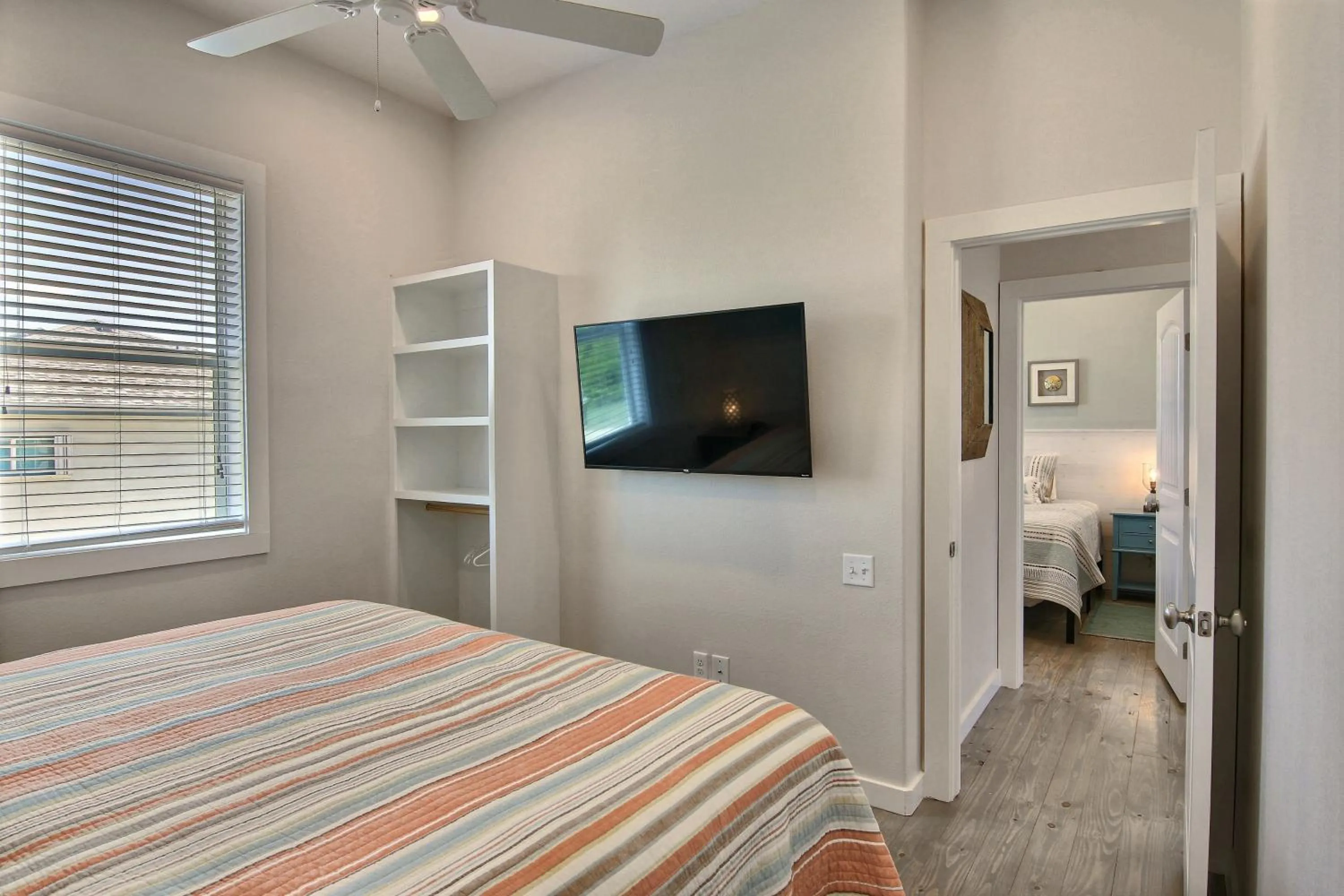 Property building, Bed in The Beach Buoy