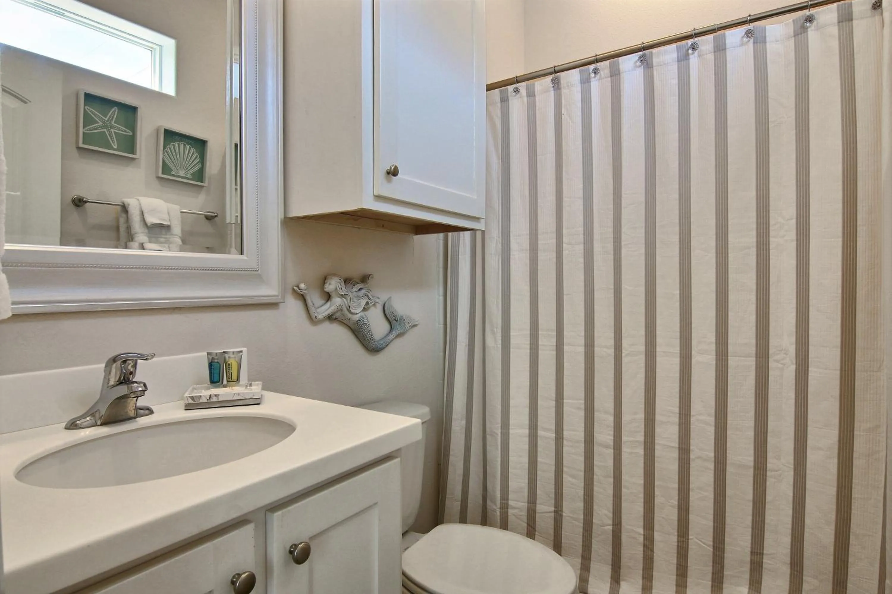 Property building in The Beach Buoy