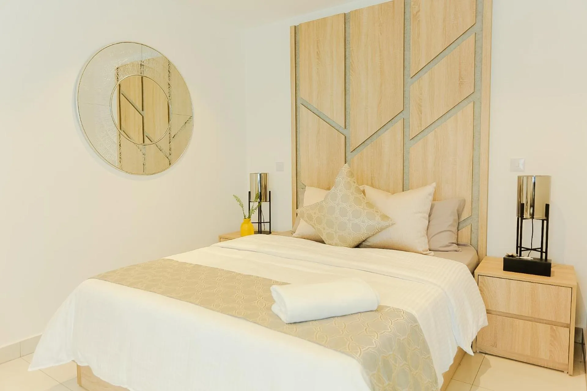 Bed in Accra Luxury Apartments @ The Lennox