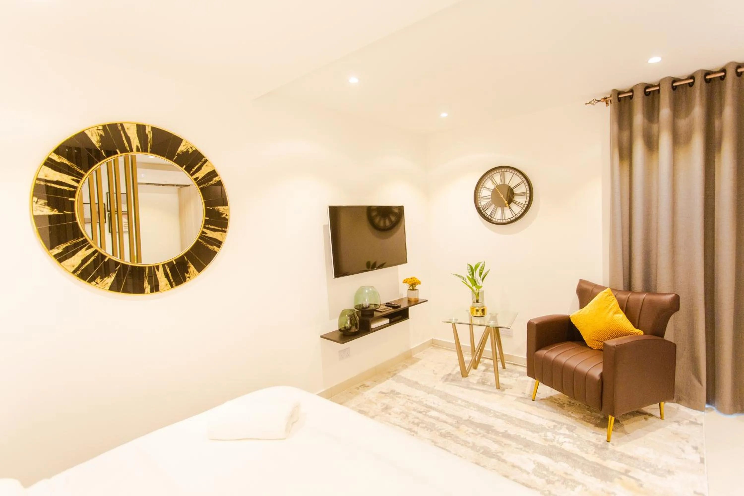 Bed in Accra Luxury Apartments @ The Lennox