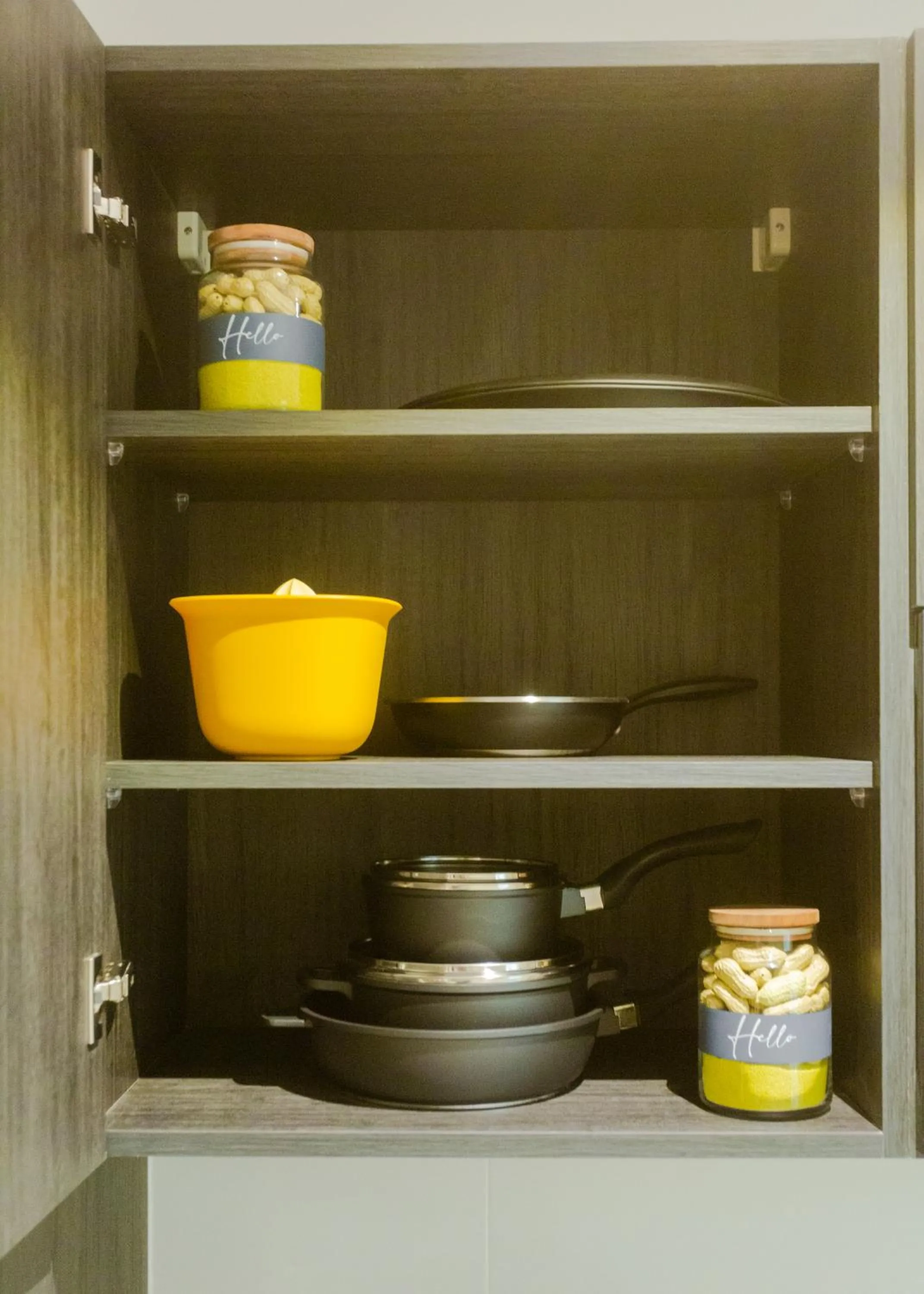 Kitchen or kitchenette in Accra Luxury Apartments @ The Lennox