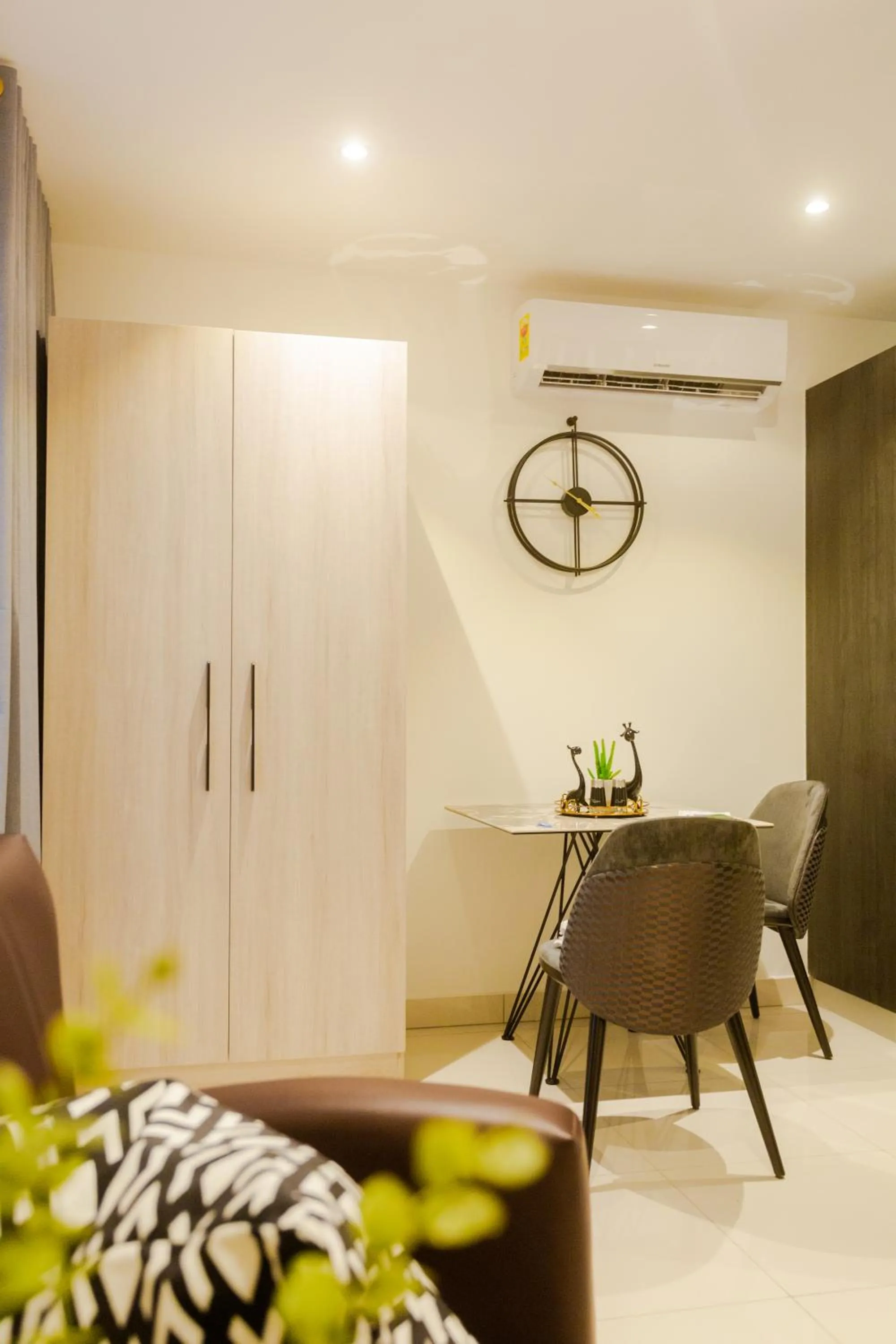 Dining area in Accra Luxury Apartments @ The Lennox