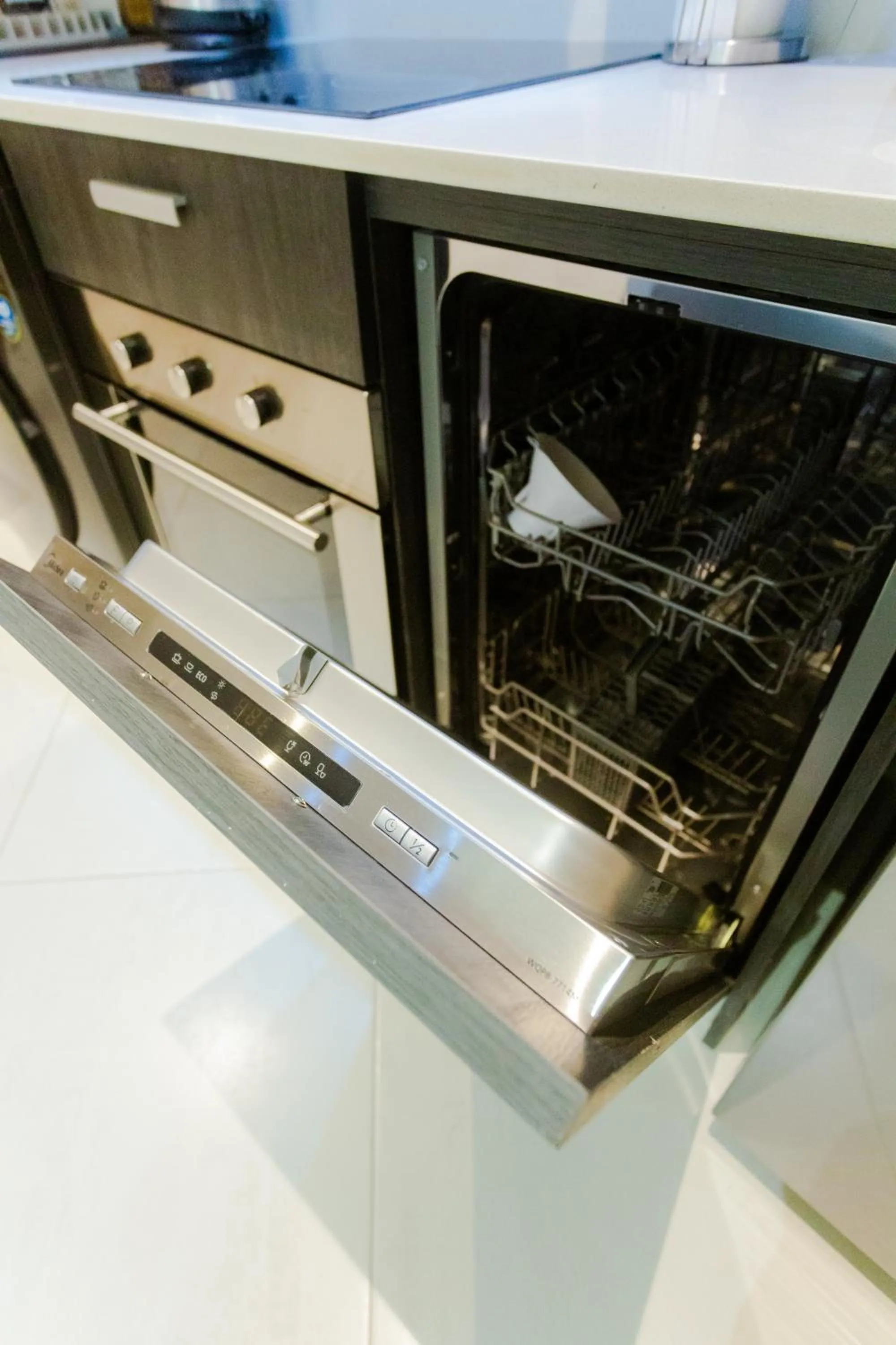 Kitchen or kitchenette in Accra Luxury Apartments @ The Lennox