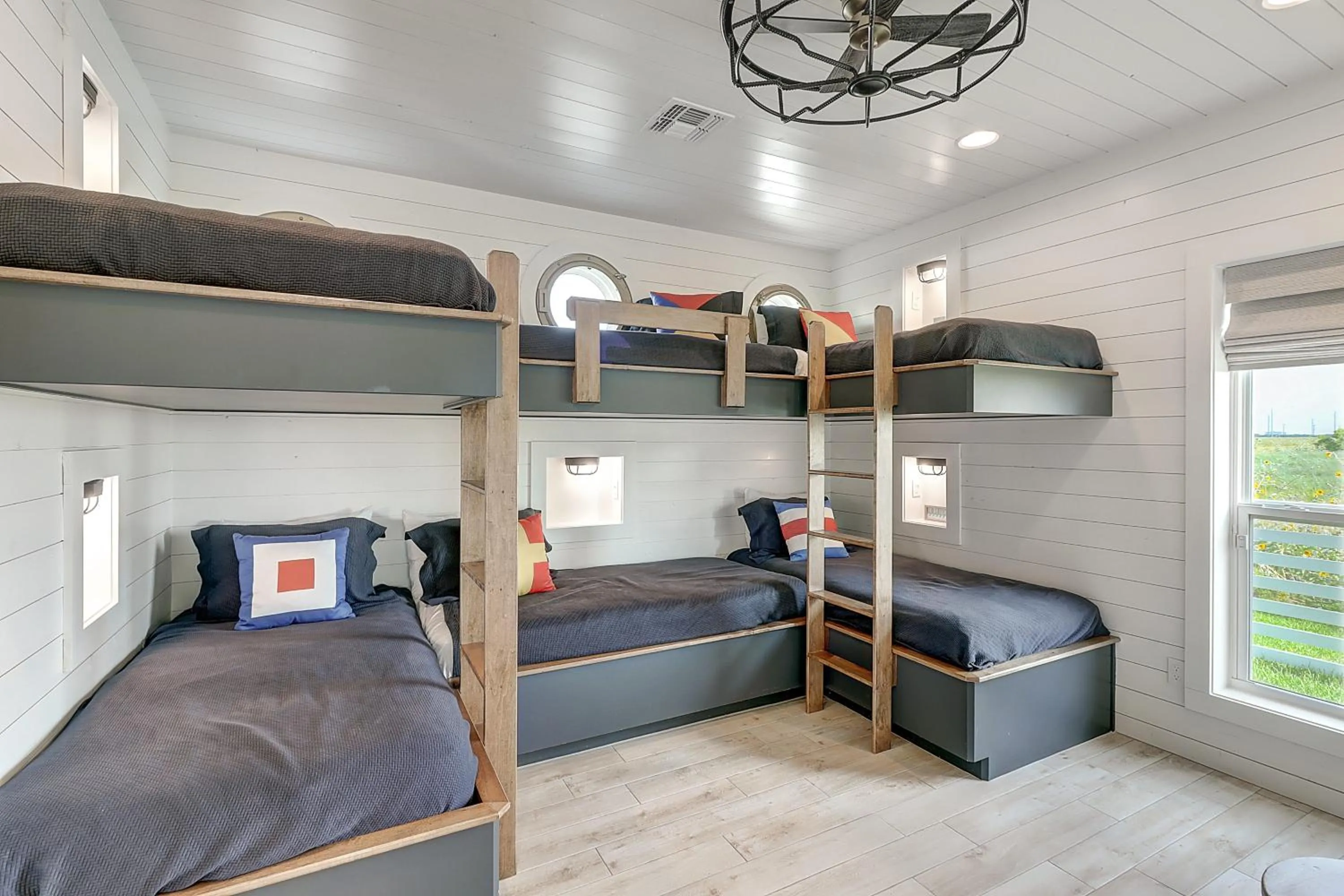 Bed in BeachHouse Bliss