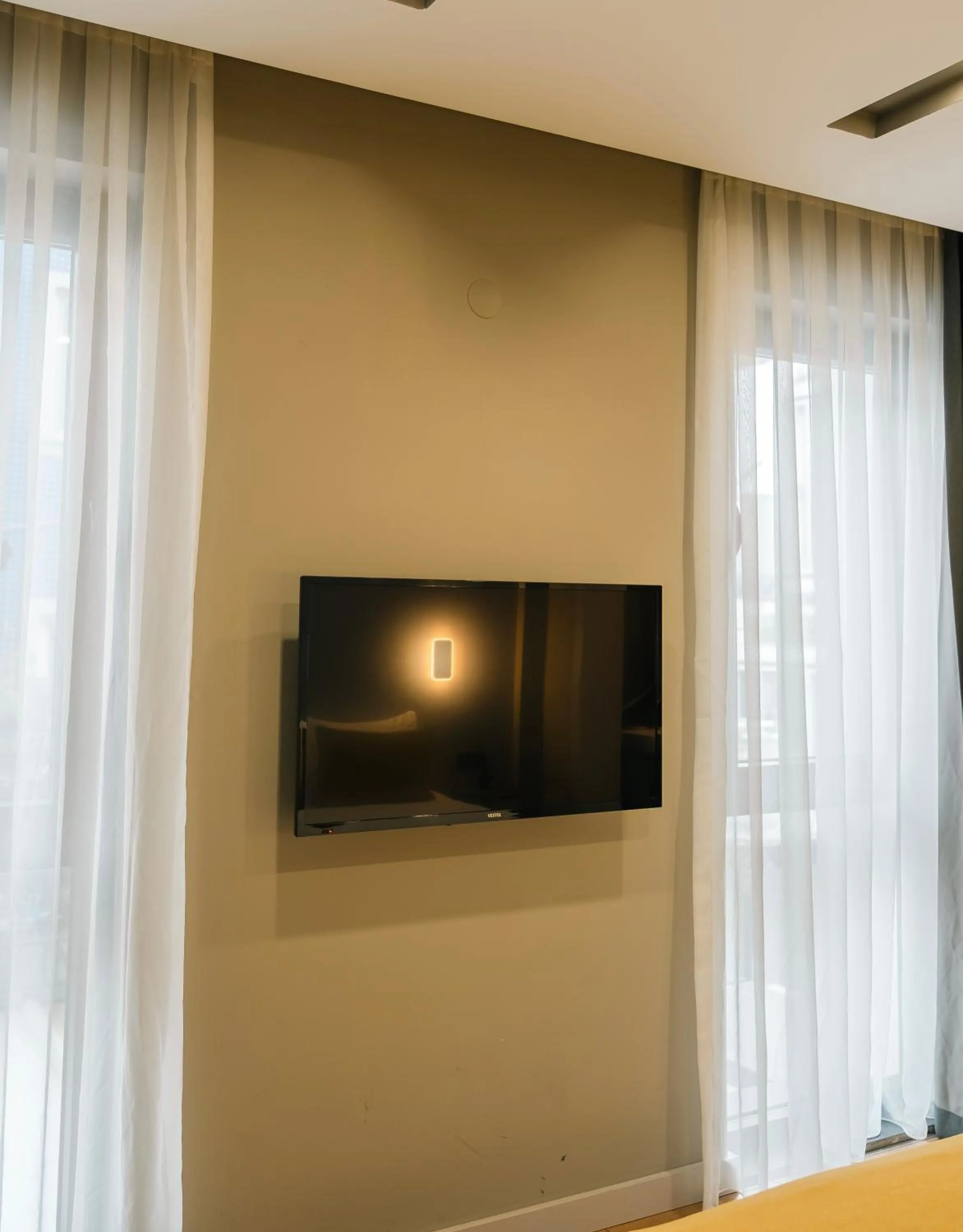 TV and multimedia in Vesta Rooms