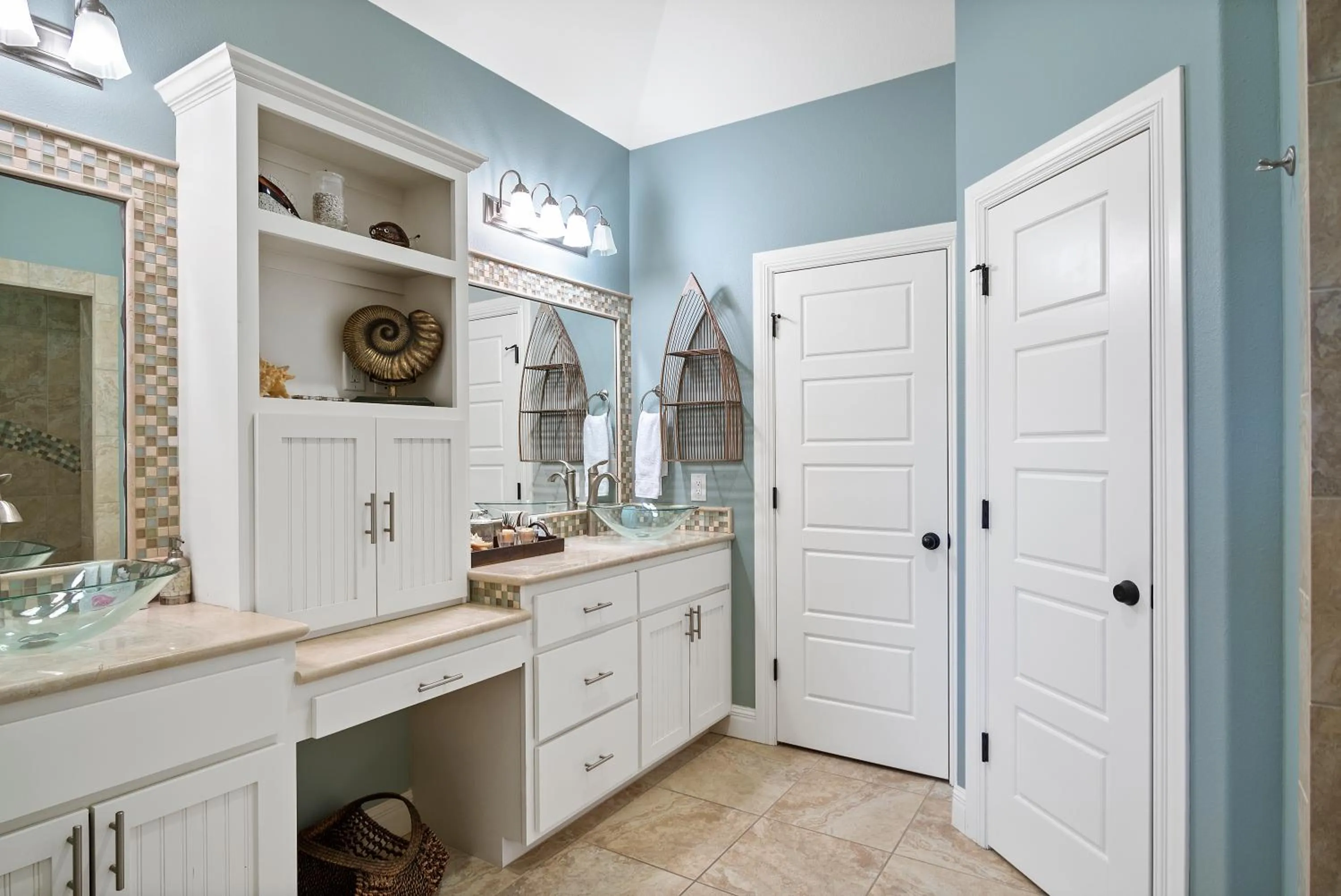 Property building in Baja Breeze