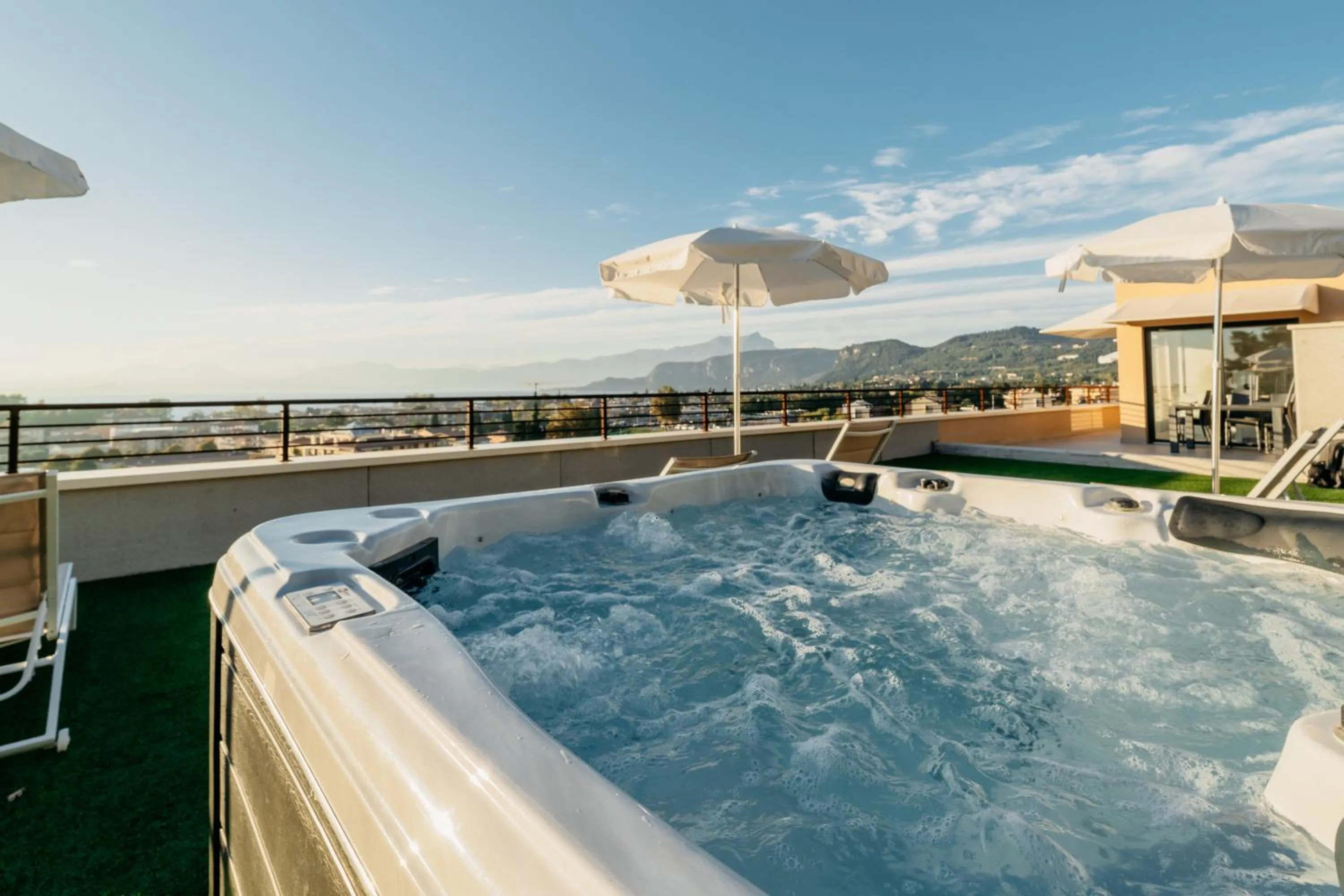 Hot Tub in Apartments Monsurei, Lake view