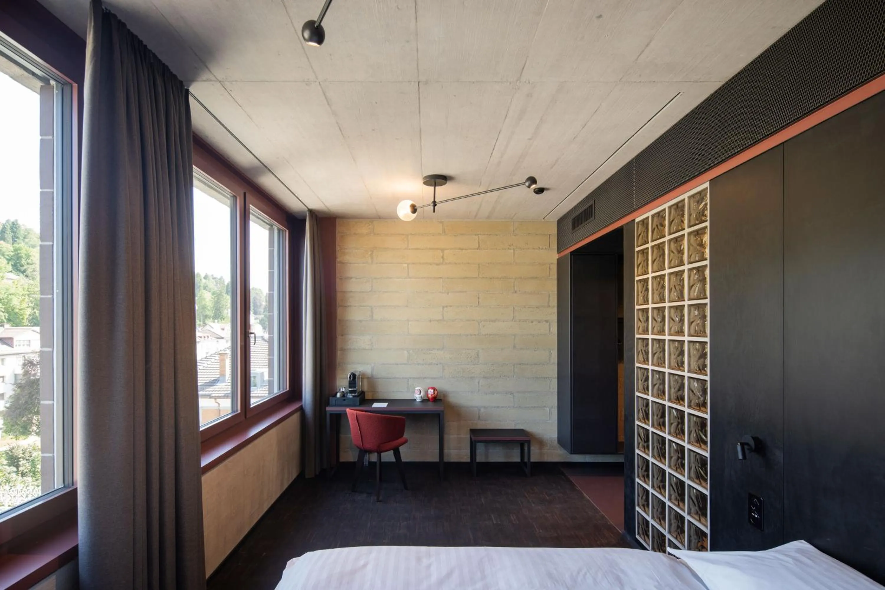 View (from property/room), Bed in Tailormade Hotel LEO St Gallen