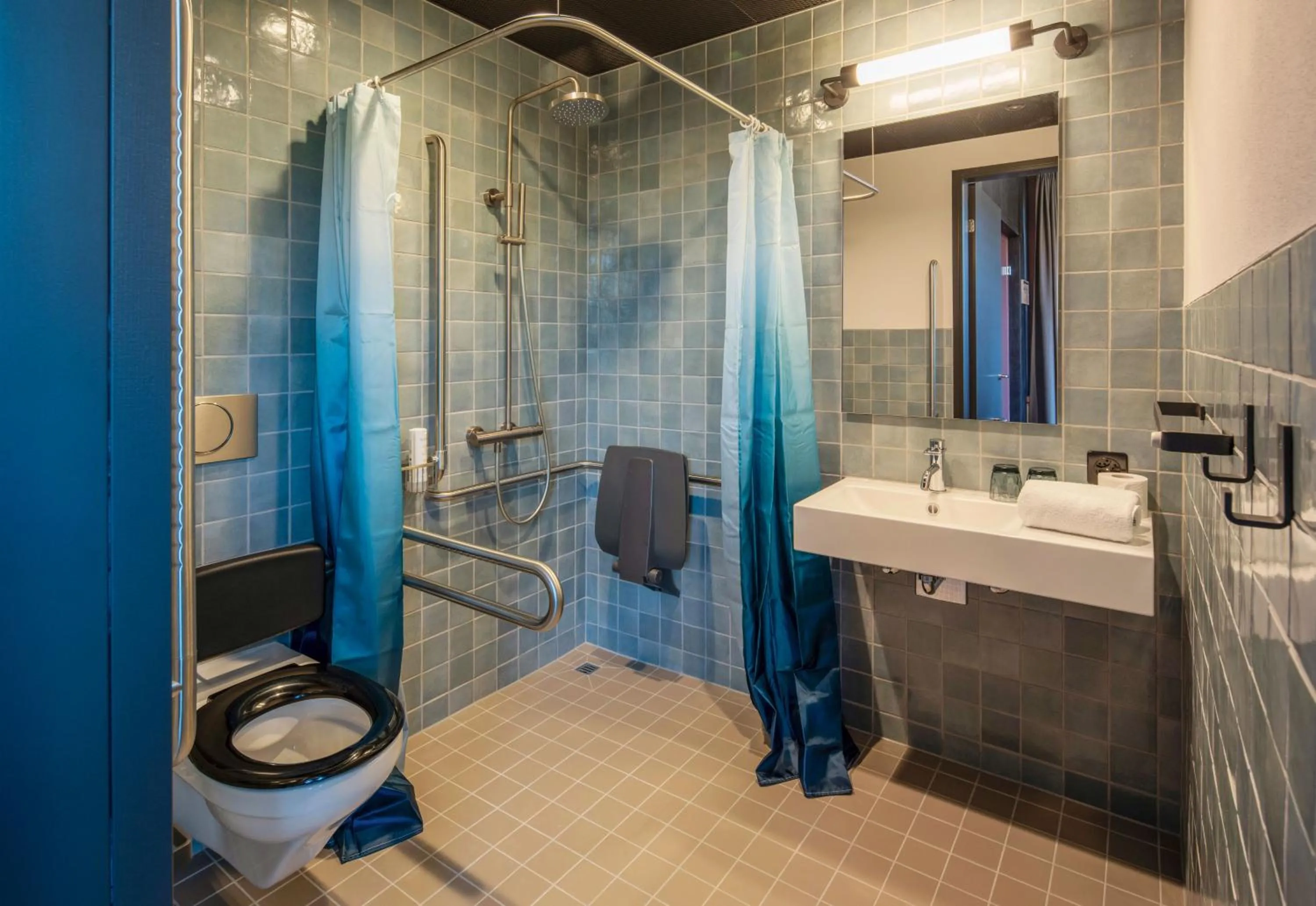 Bathroom in Tailormade Hotel LEO St Gallen