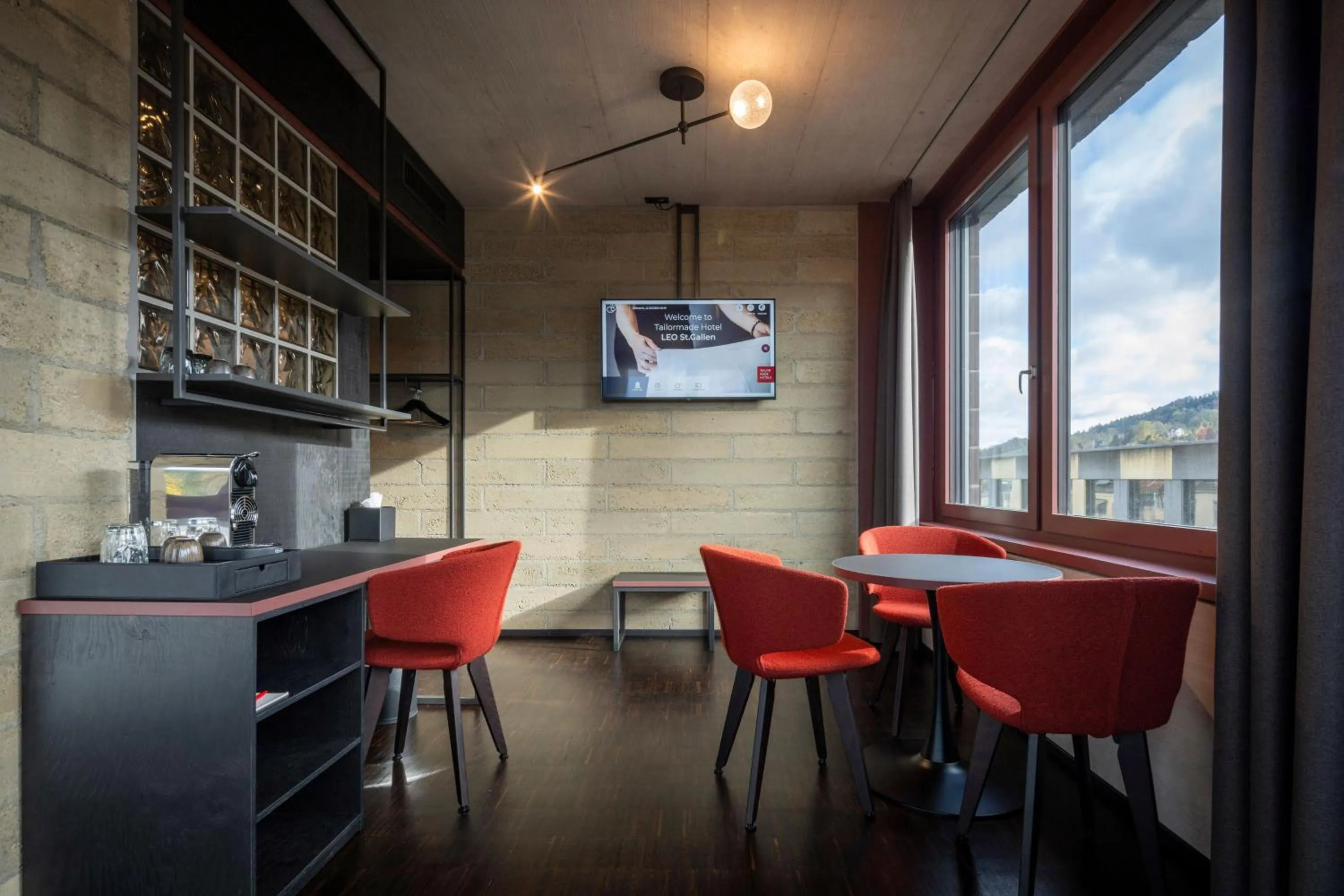 Seating area in Tailormade Hotel LEO St Gallen