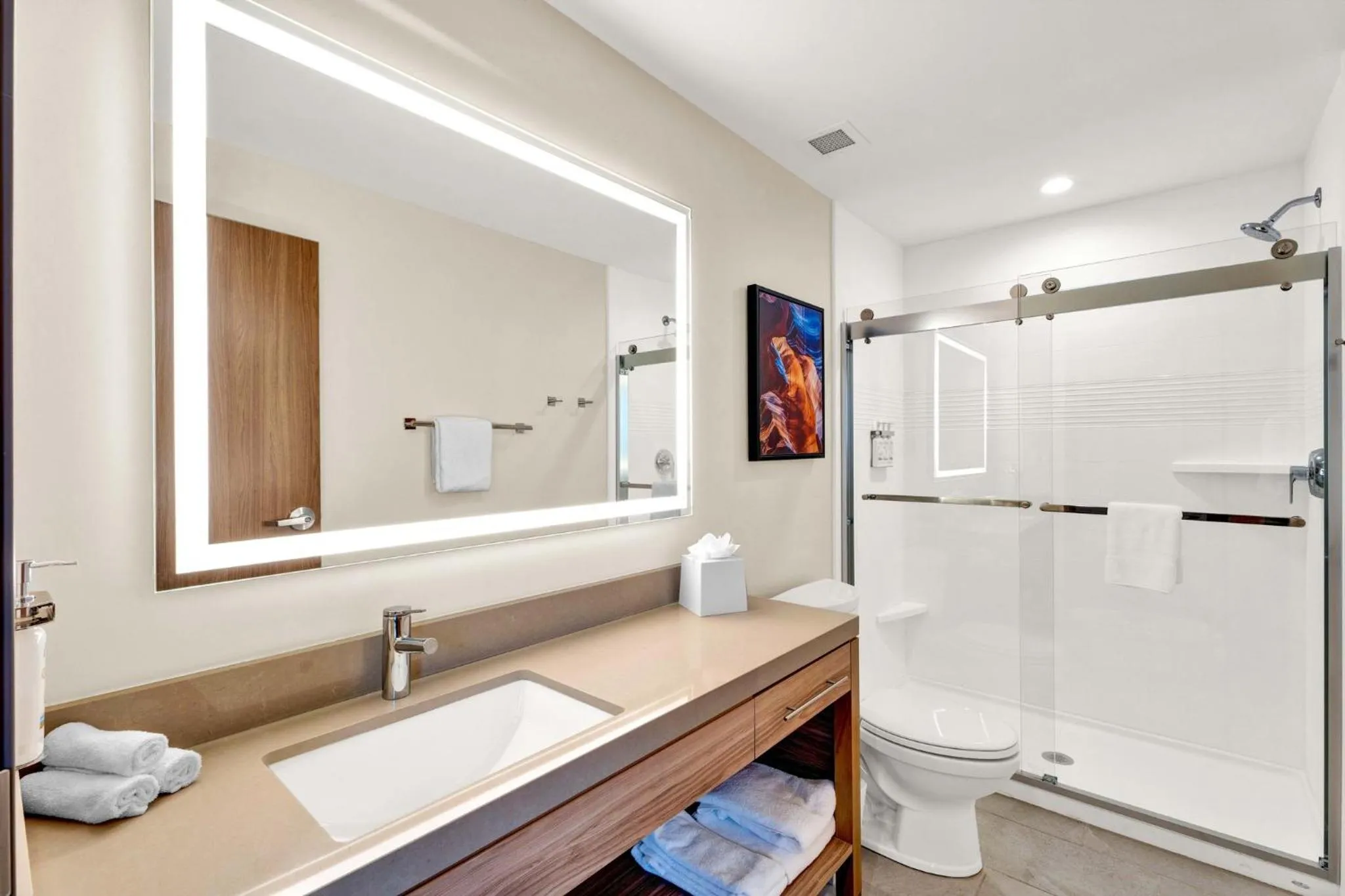 Photo of the whole room in Candlewood Suites - Detroit - Auburn Hills by IHG