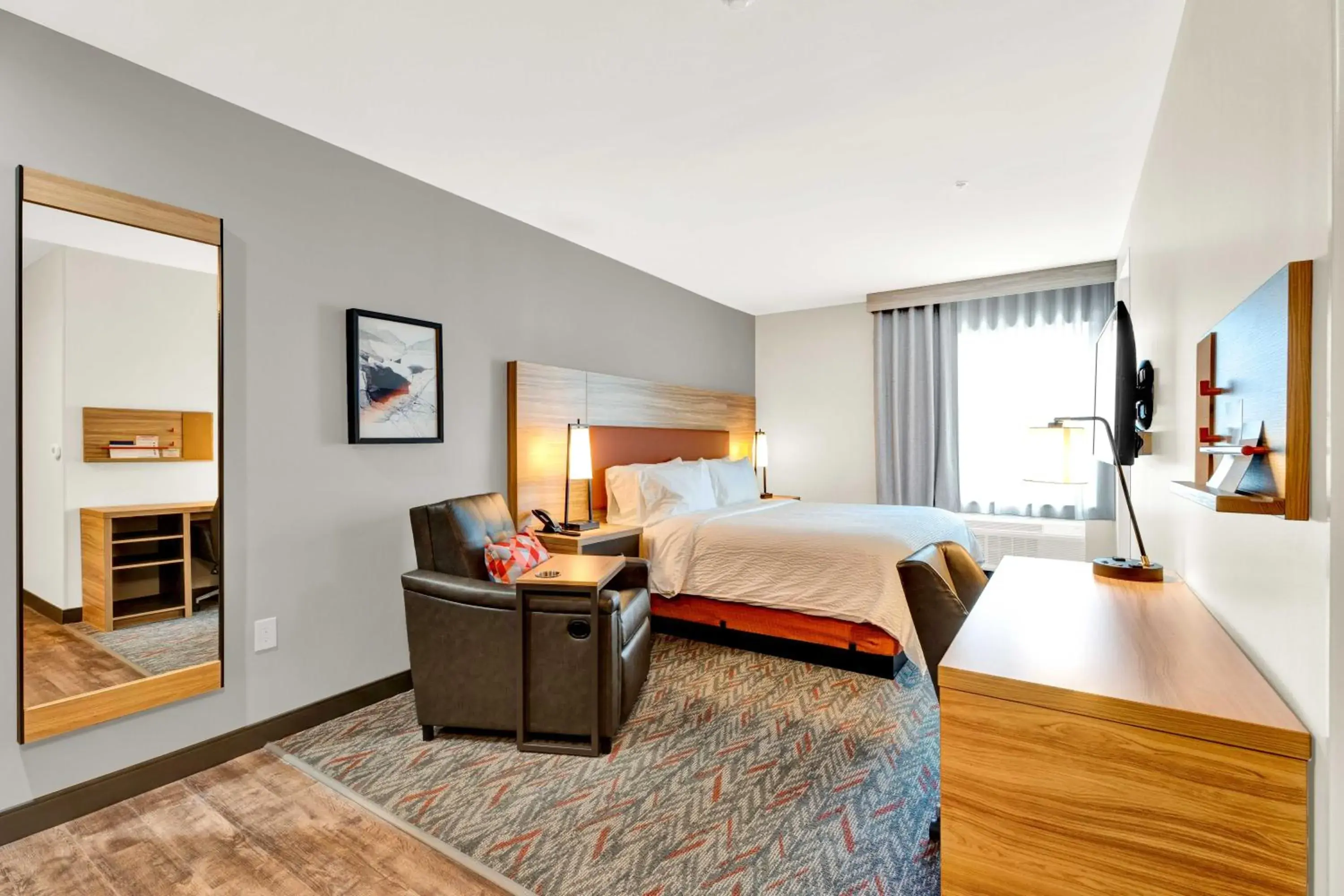 Studio King Suite - Communications Accessible in Candlewood Suites - Detroit - Auburn Hills by IHG Studio King Suite - Communications Accessible in Candlewood Suites - Detroit - Auburn Hills by IHG