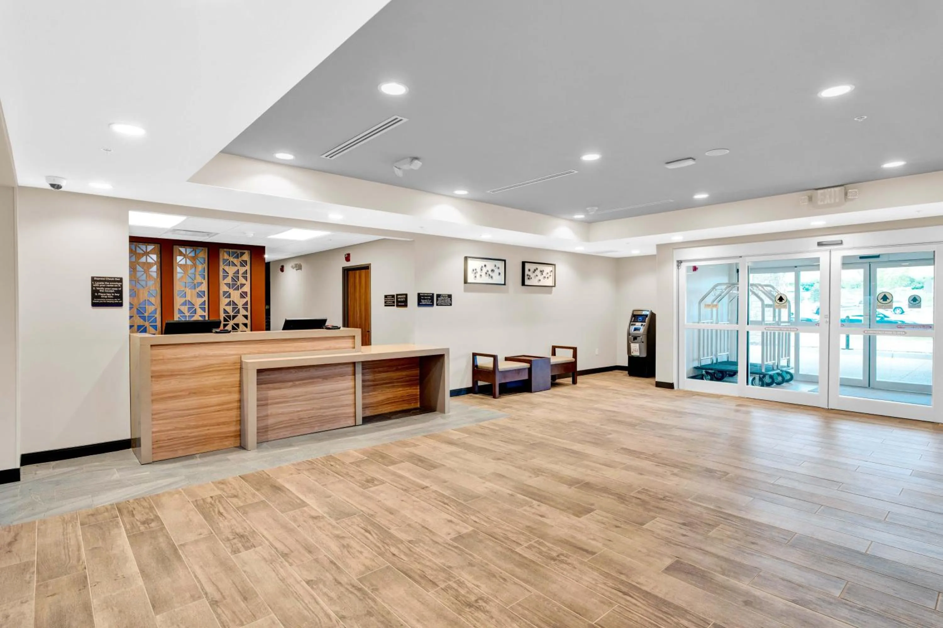 Lobby or reception in Candlewood Suites - Detroit - Auburn Hills by IHG