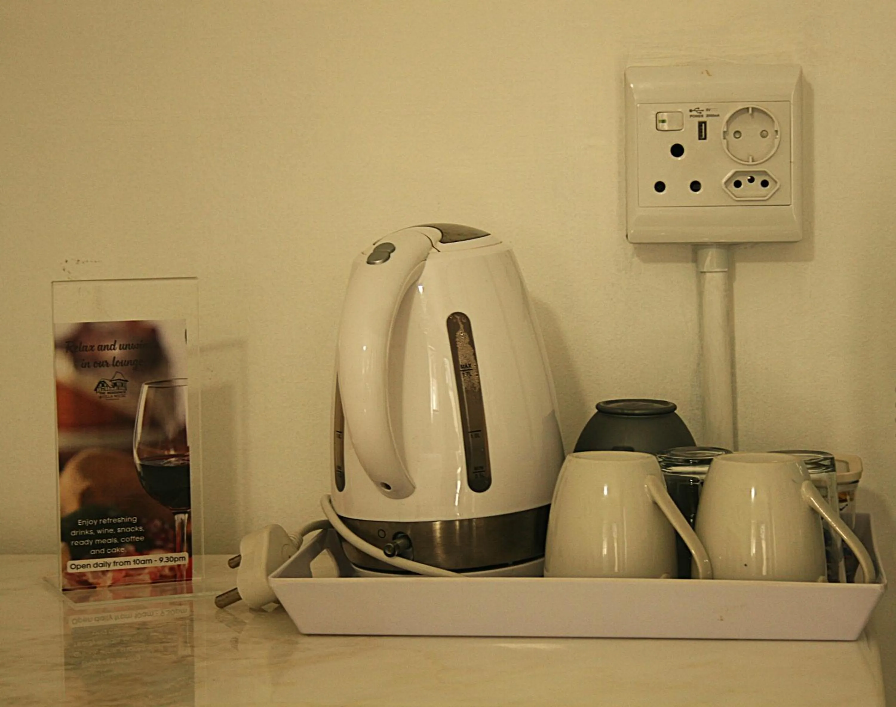 Coffee/tea facilities in The Residence at Villa Wiese