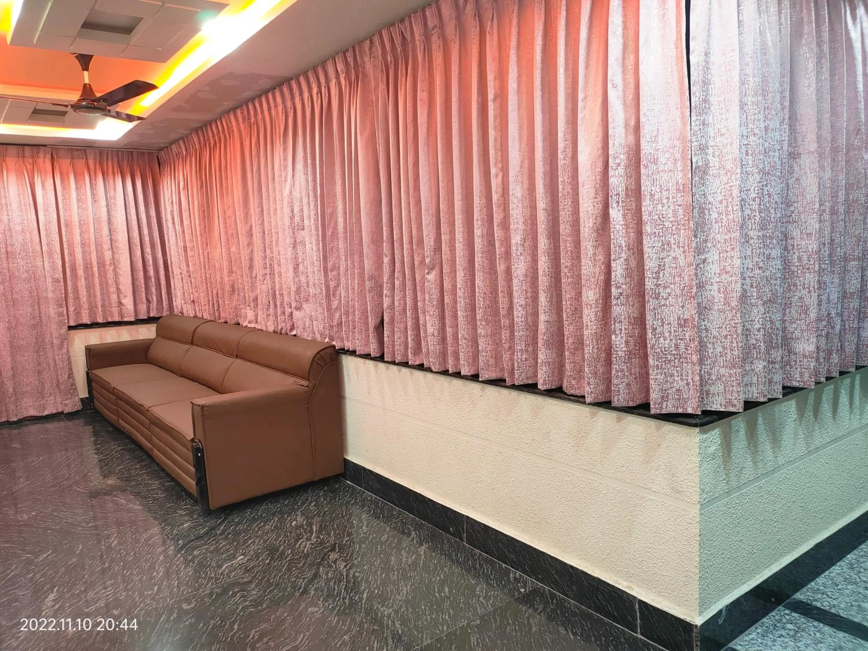 Seating area in Hotel New Maruthi Inn, LB Nagar