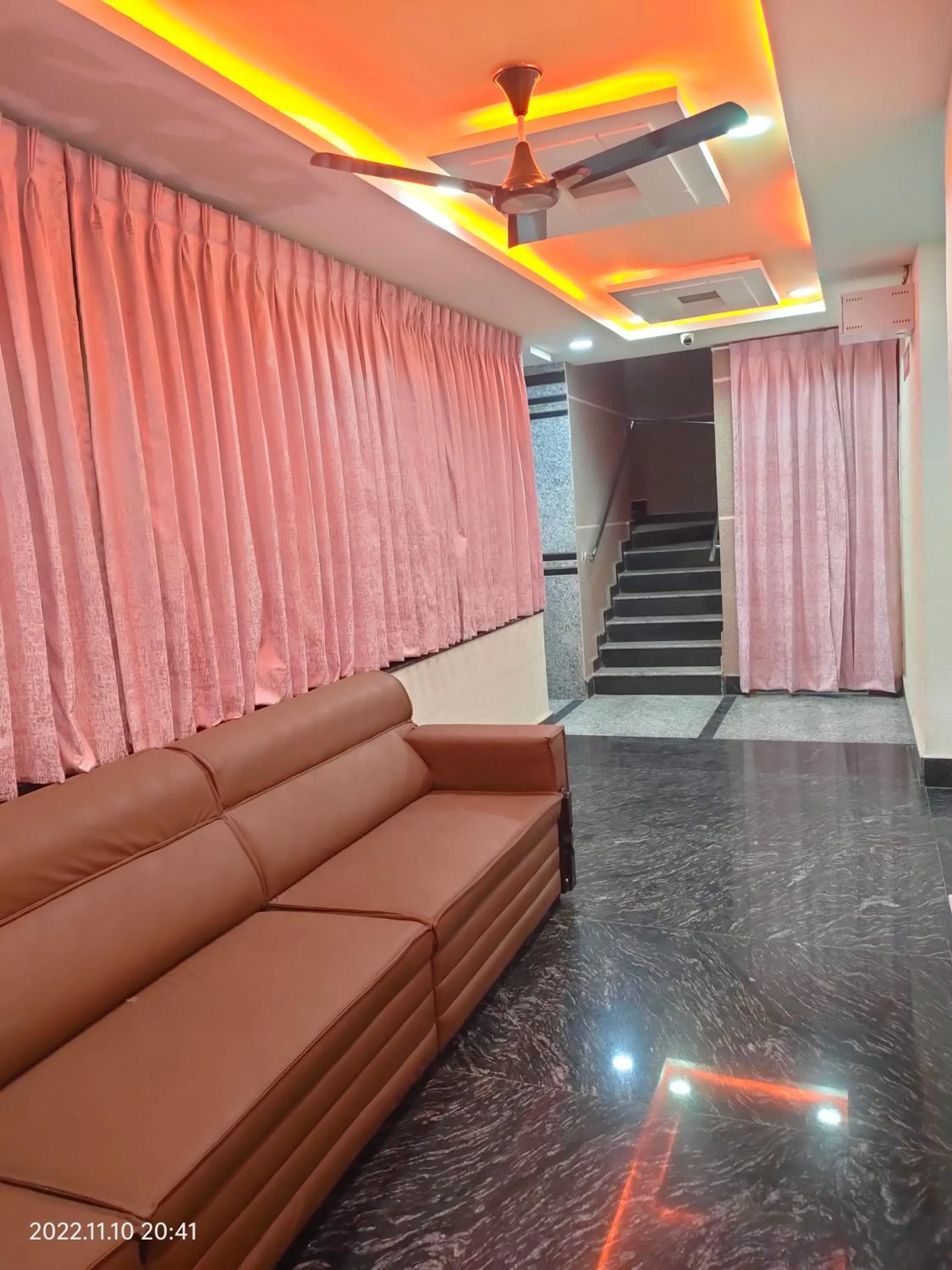 Lobby or reception in Hotel New Maruthi Inn, LB Nagar