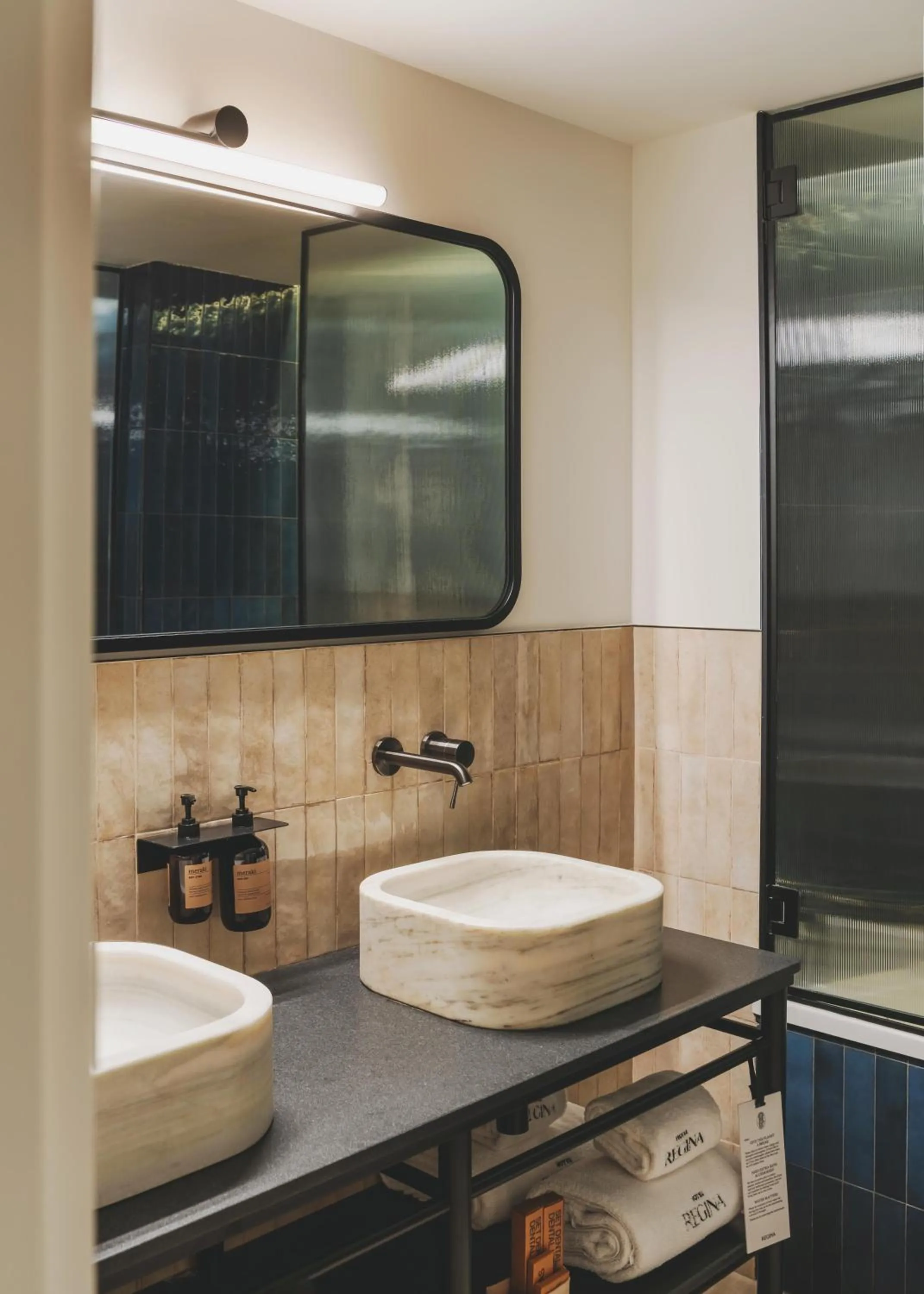 Bathroom in Hotel Regina Barcelona