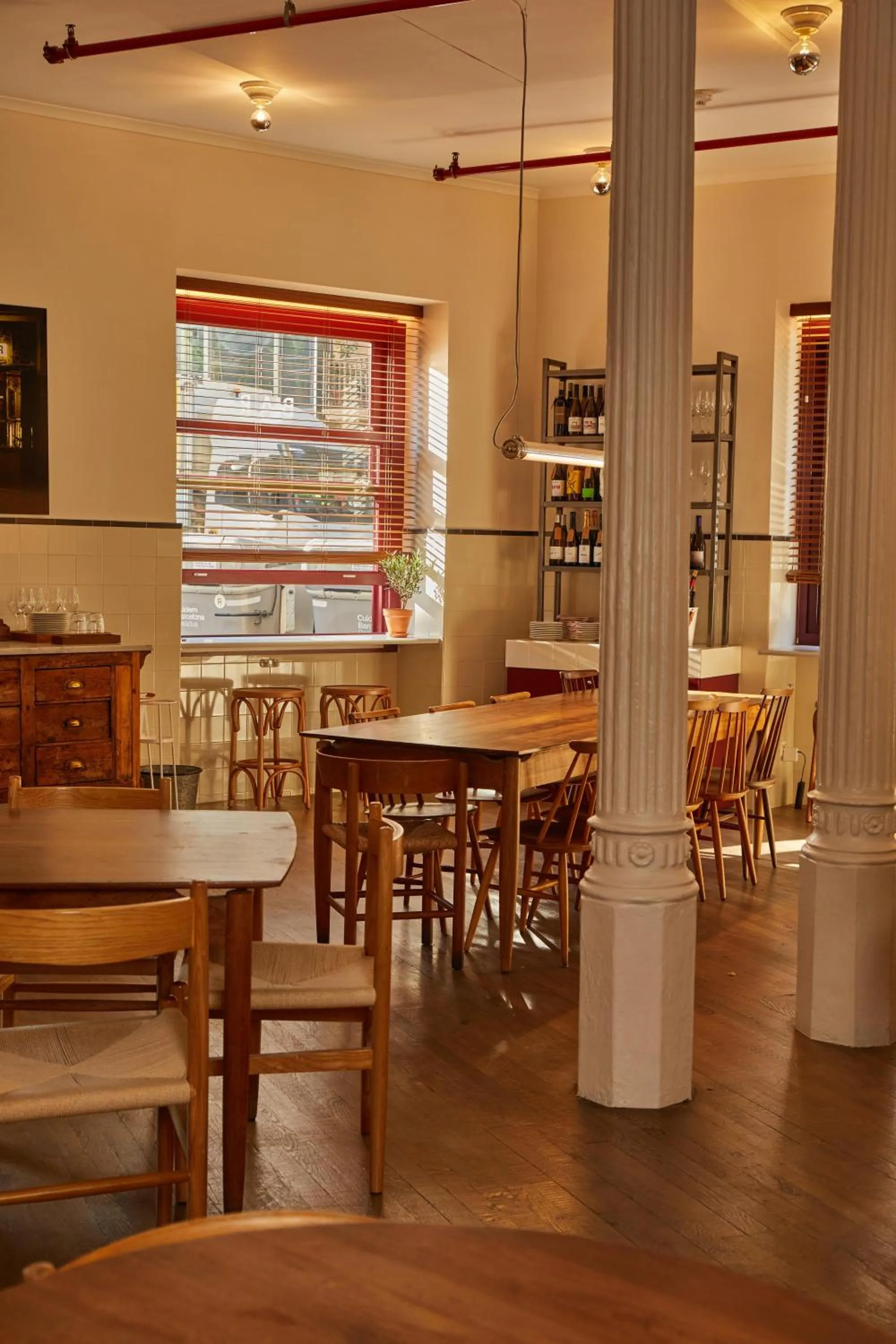 Restaurant/places to eat in Hotel Regina Barcelona