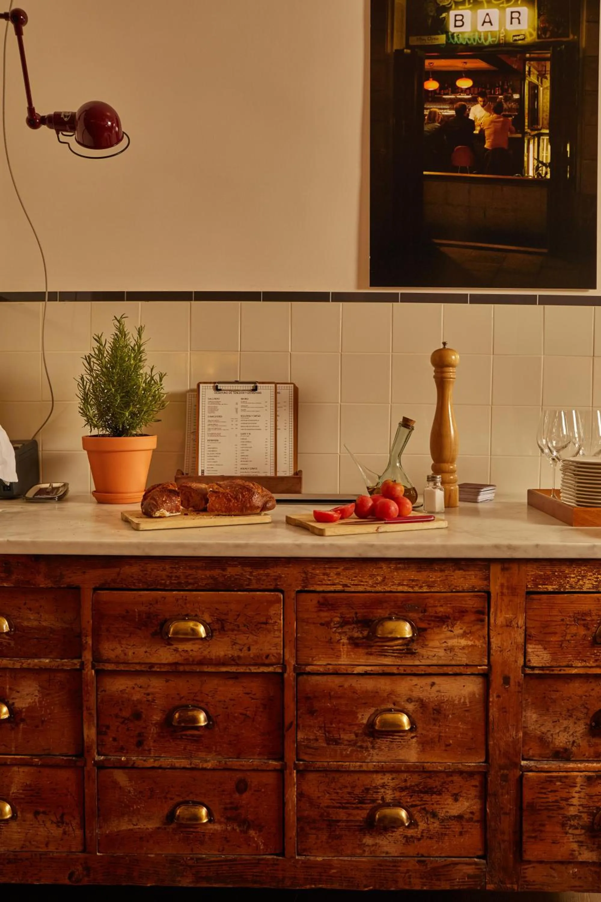 Restaurant/places to eat in Hotel Regina Barcelona