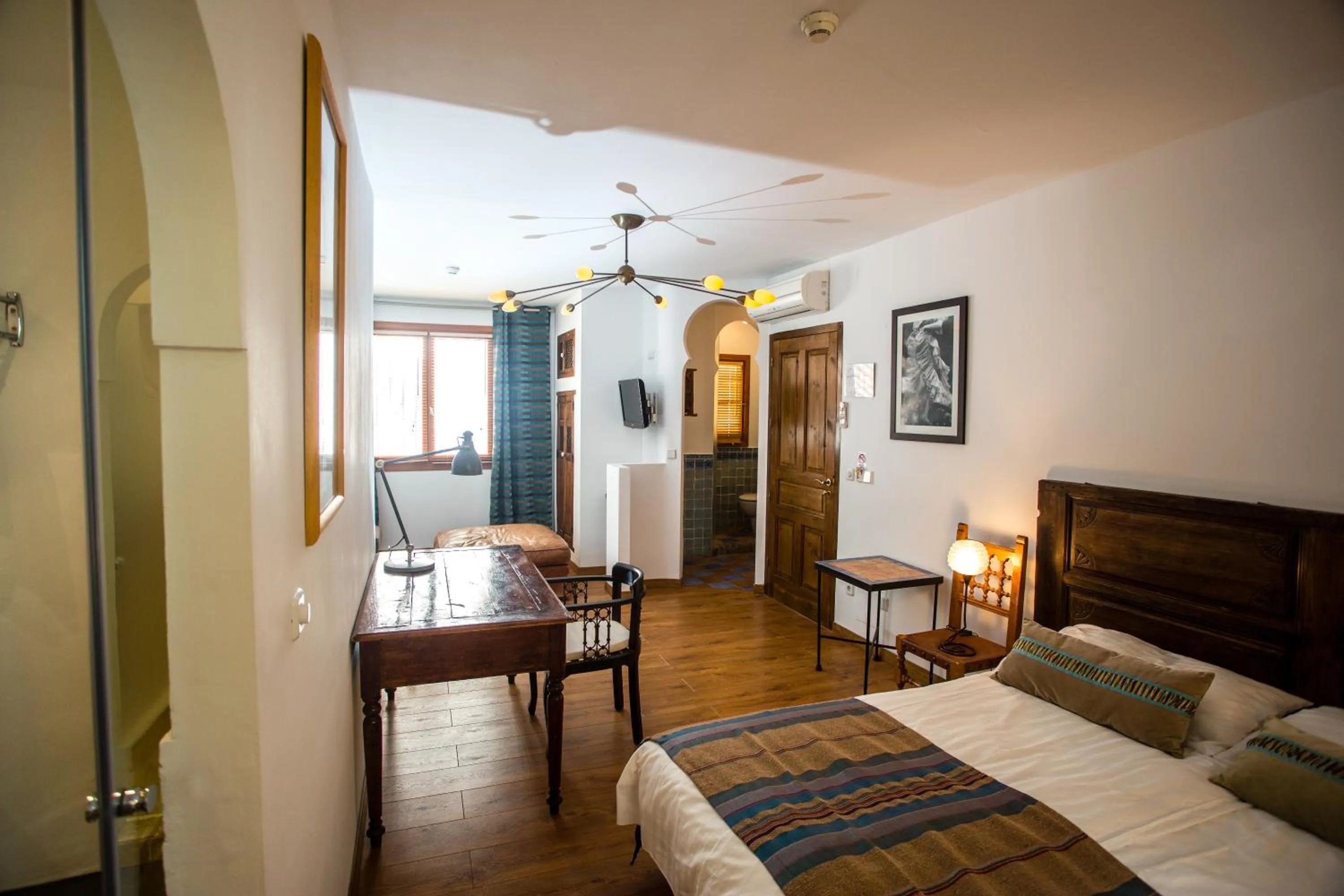 Photo of the whole room, Bed in Boutique Hotel La Posada del Angel Ojén