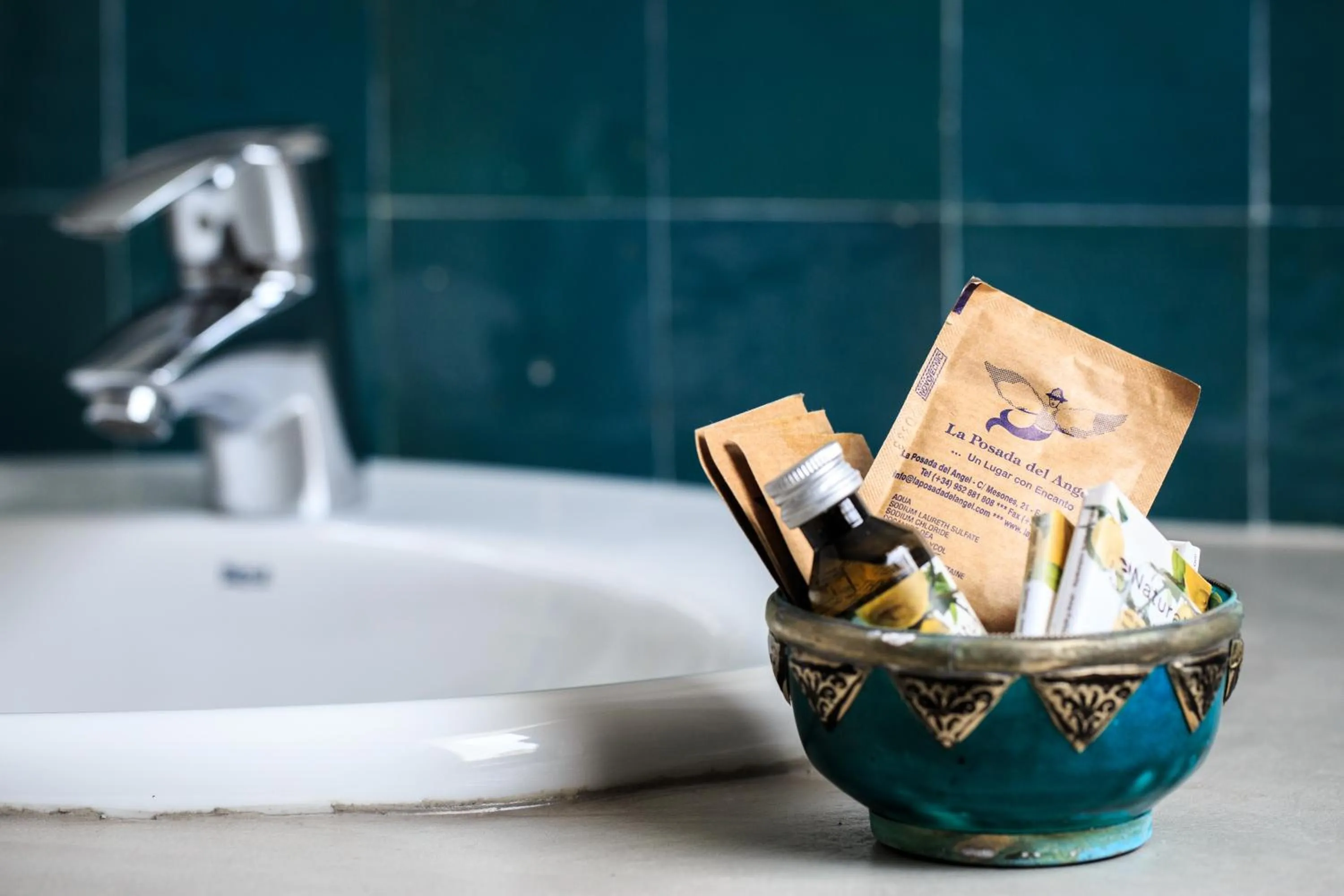 Bathroom in Boutique Hotel La Posada del Angel Ojén