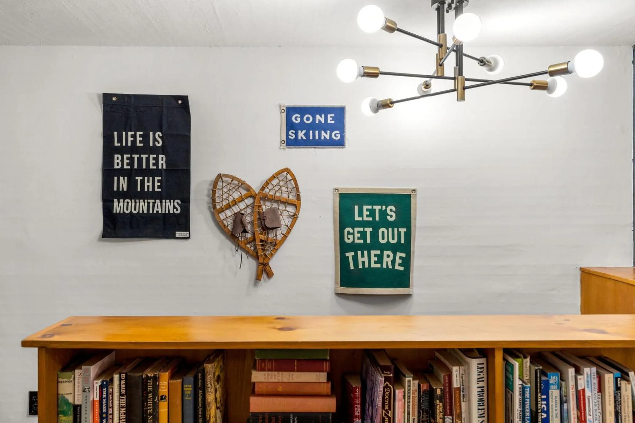 Decorative detail in Launchpoint Lodge